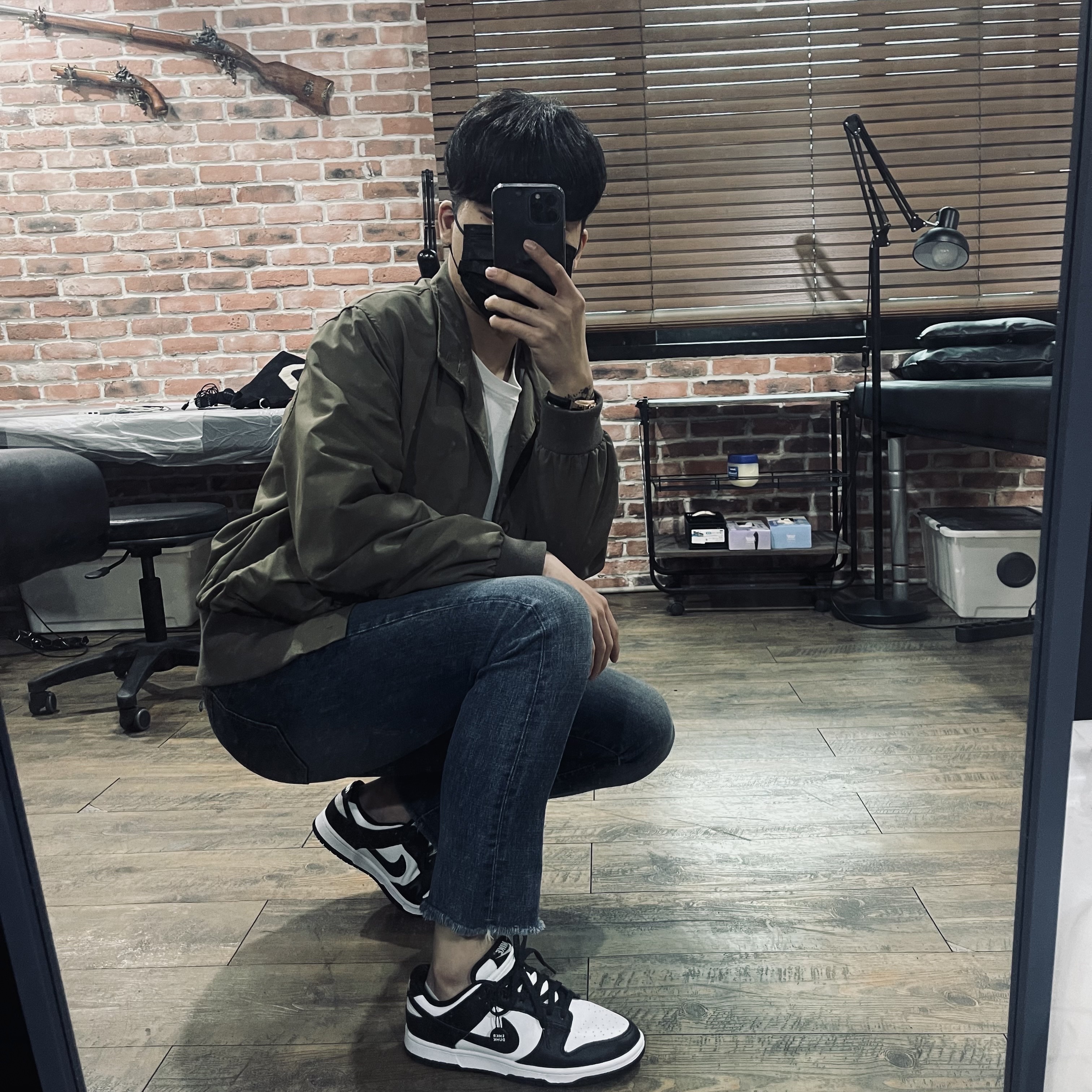 insta. jiknyeo_ss님의 스타일