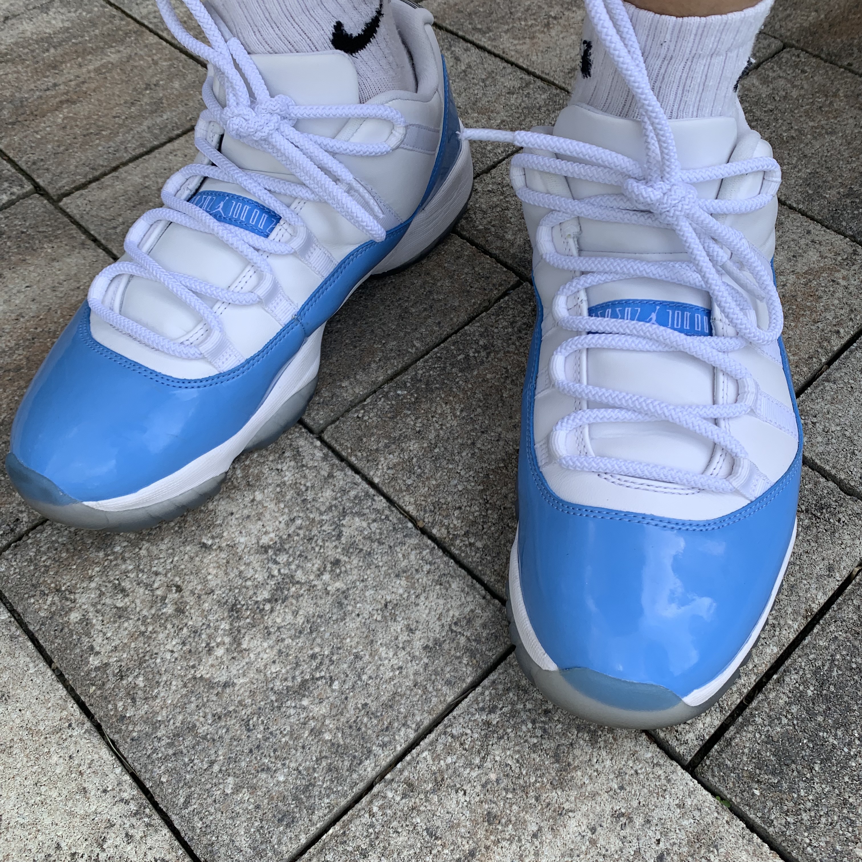 Jordan 11 Retro Low University Blue 2017 착용 스타일