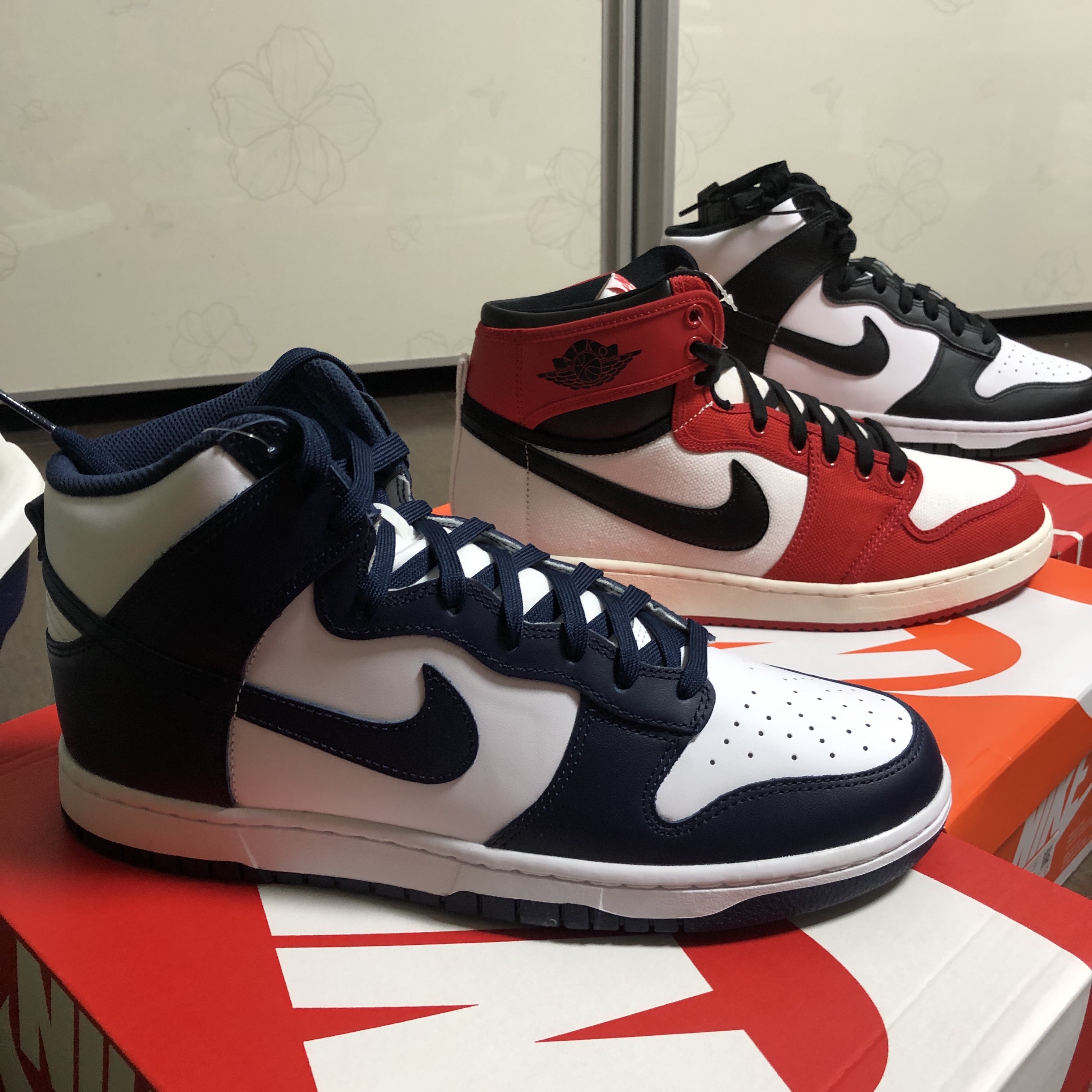 Nike Dunk High Retro Championship Navy, Nike Dunk High Retro Championship White 착용 스타일