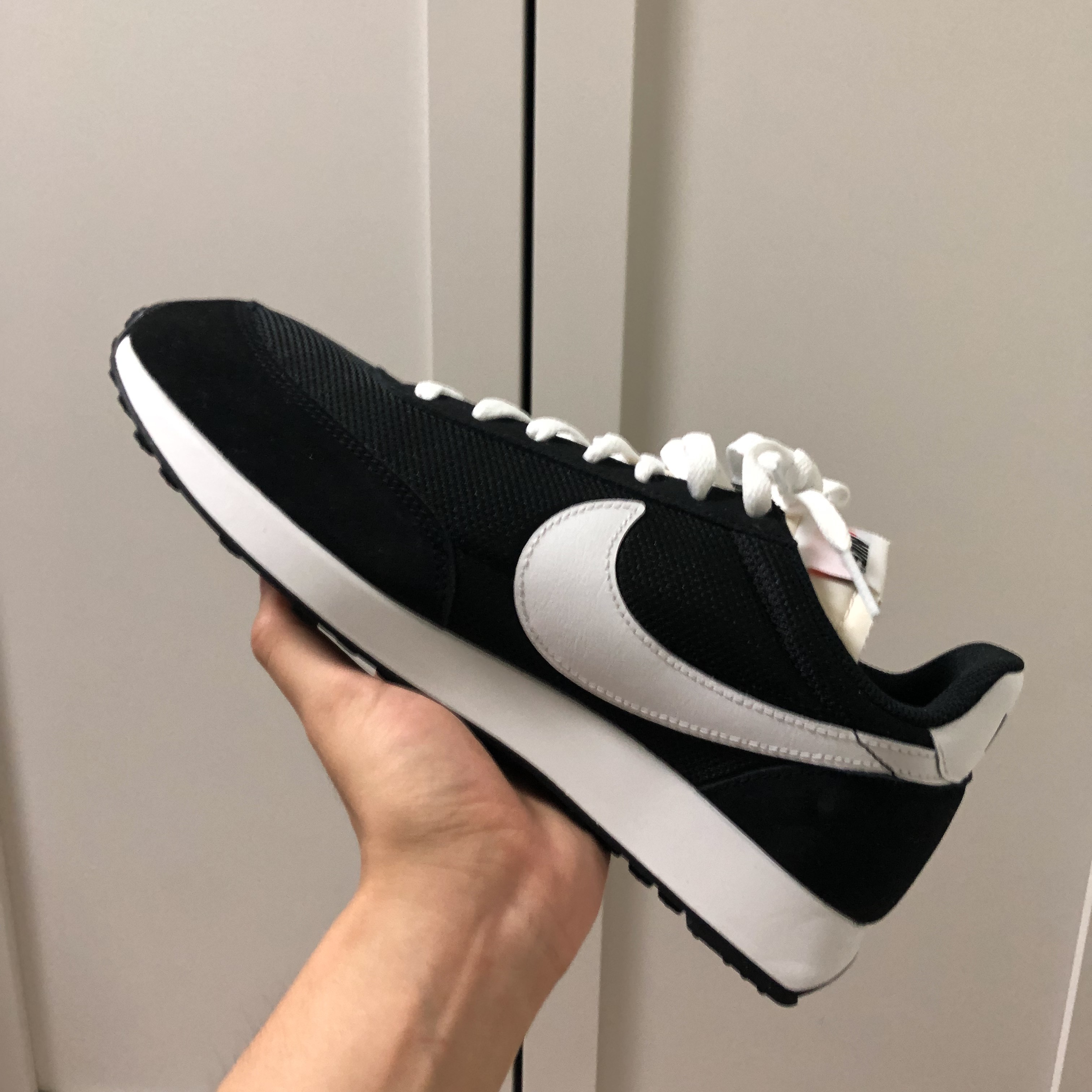 Nike x Stranger Things Tailwind 79 Independence Day Pack, Nike Daybreak SP Cool Grey Hyper Grape 착용 스타일 - 4