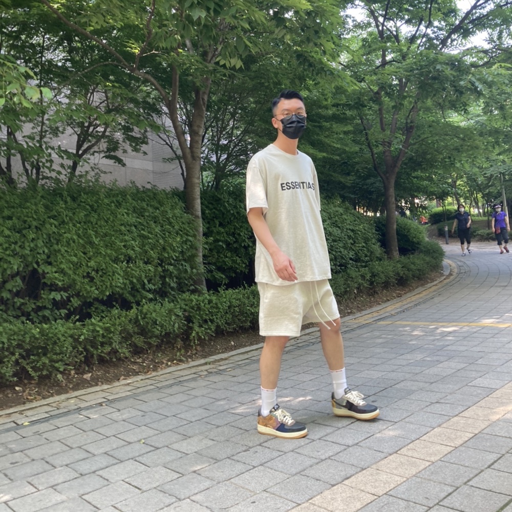 Essentials Fleece Shorts Oatmeal Heather - 20FW, Essentials 3D Silicon Applique Boxy T-Shirt Oatmeal/Oatmeal Heather/Light Heather Oatmeal 2020 착용 스타일 - 2