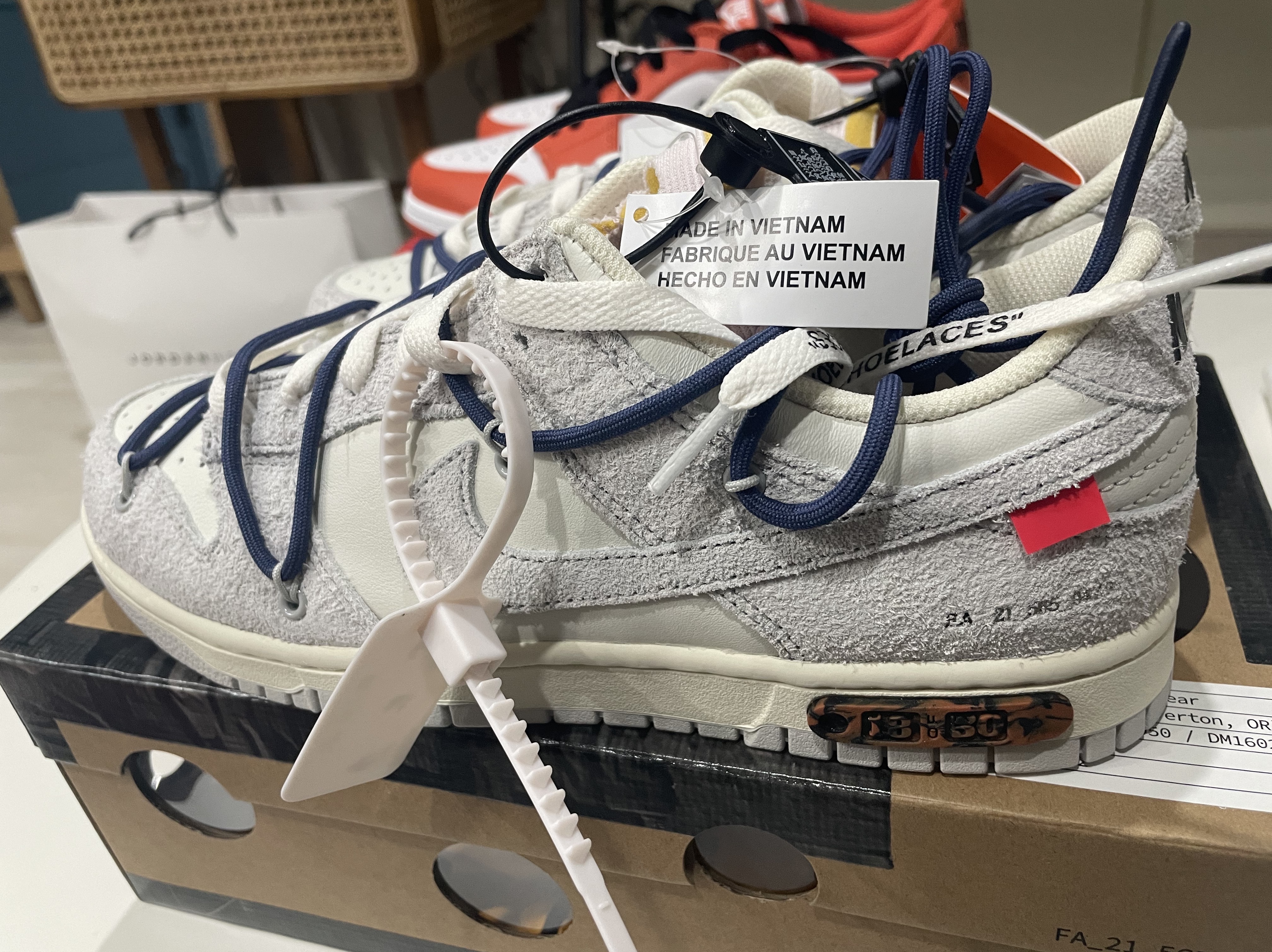 Nike x Off-White Dunk Low The 50 - Lot 18 착용 스타일 - 1