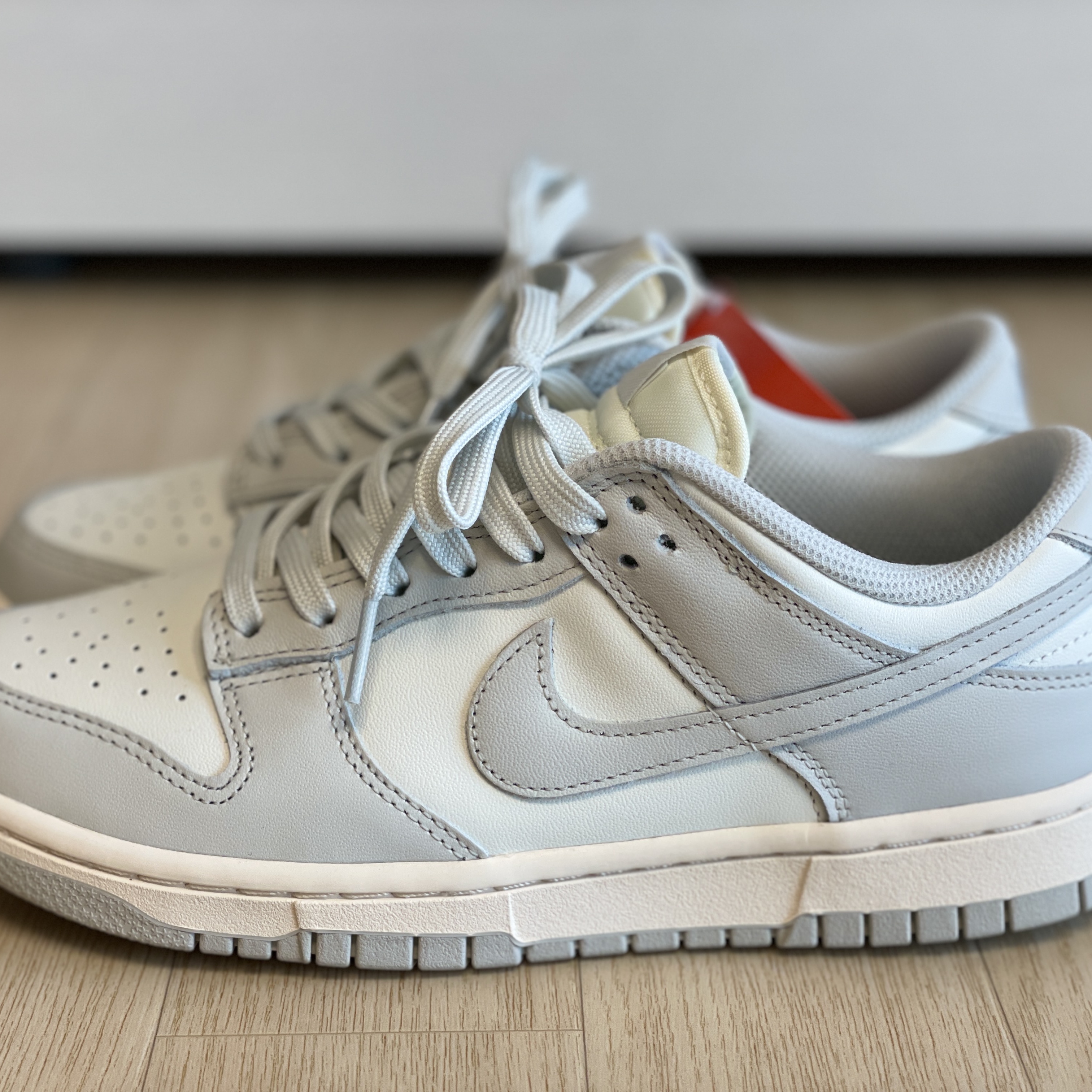 Nike x Off-White Dunk Low The 50 - Lot 18, (W) Nike Dunk Low Light Bone 착용 스타일 - 2