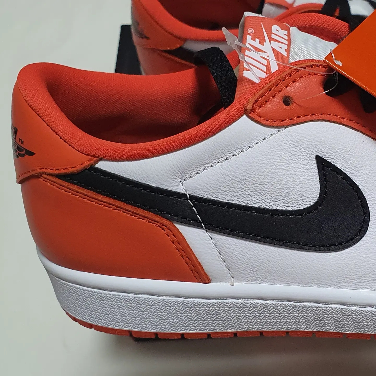 Jordan 1 Low OG Starfish 착용 스타일 - 5