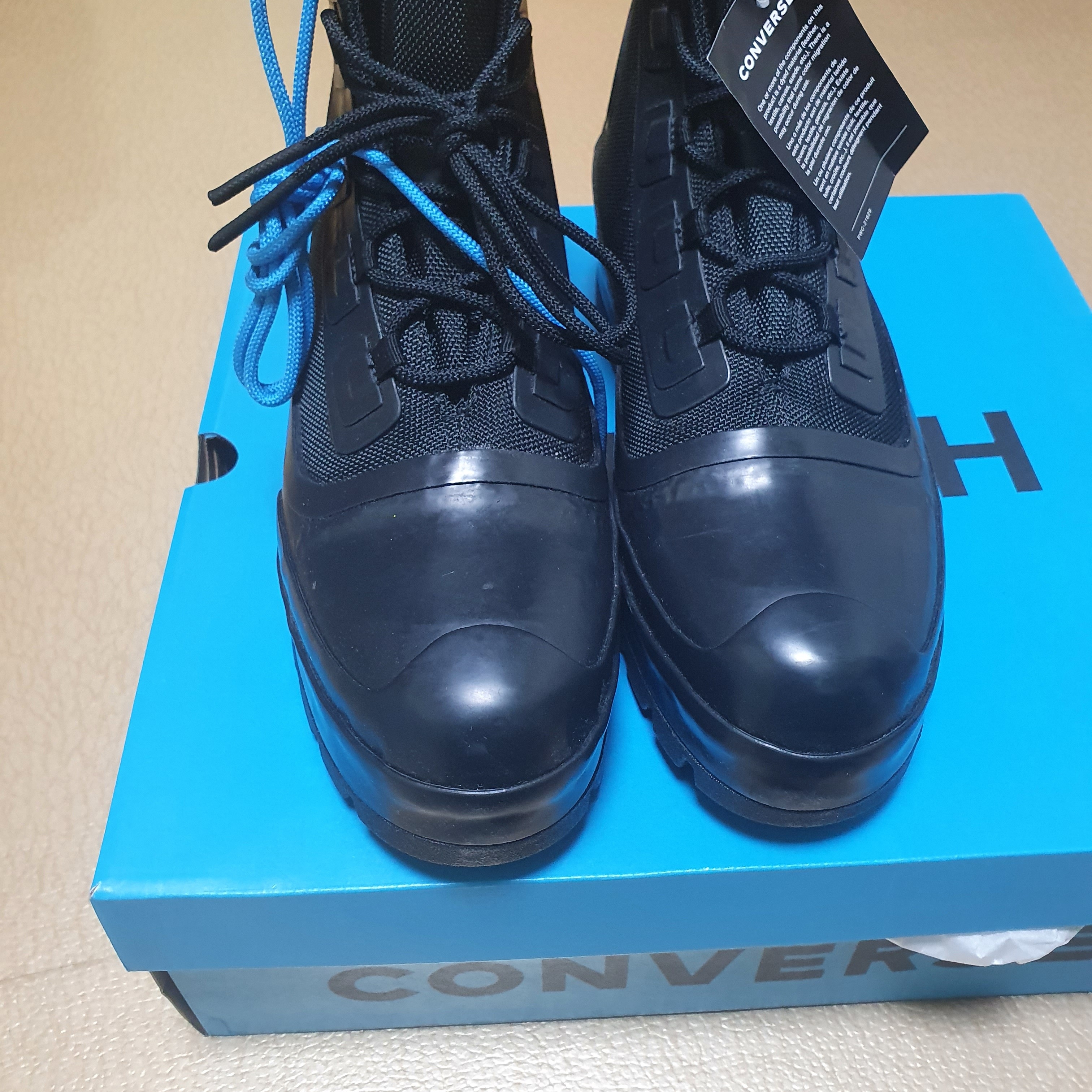 Converse x Ambush Chuck Taylor All Star Duck Boot Black 착용 스타일 - 2