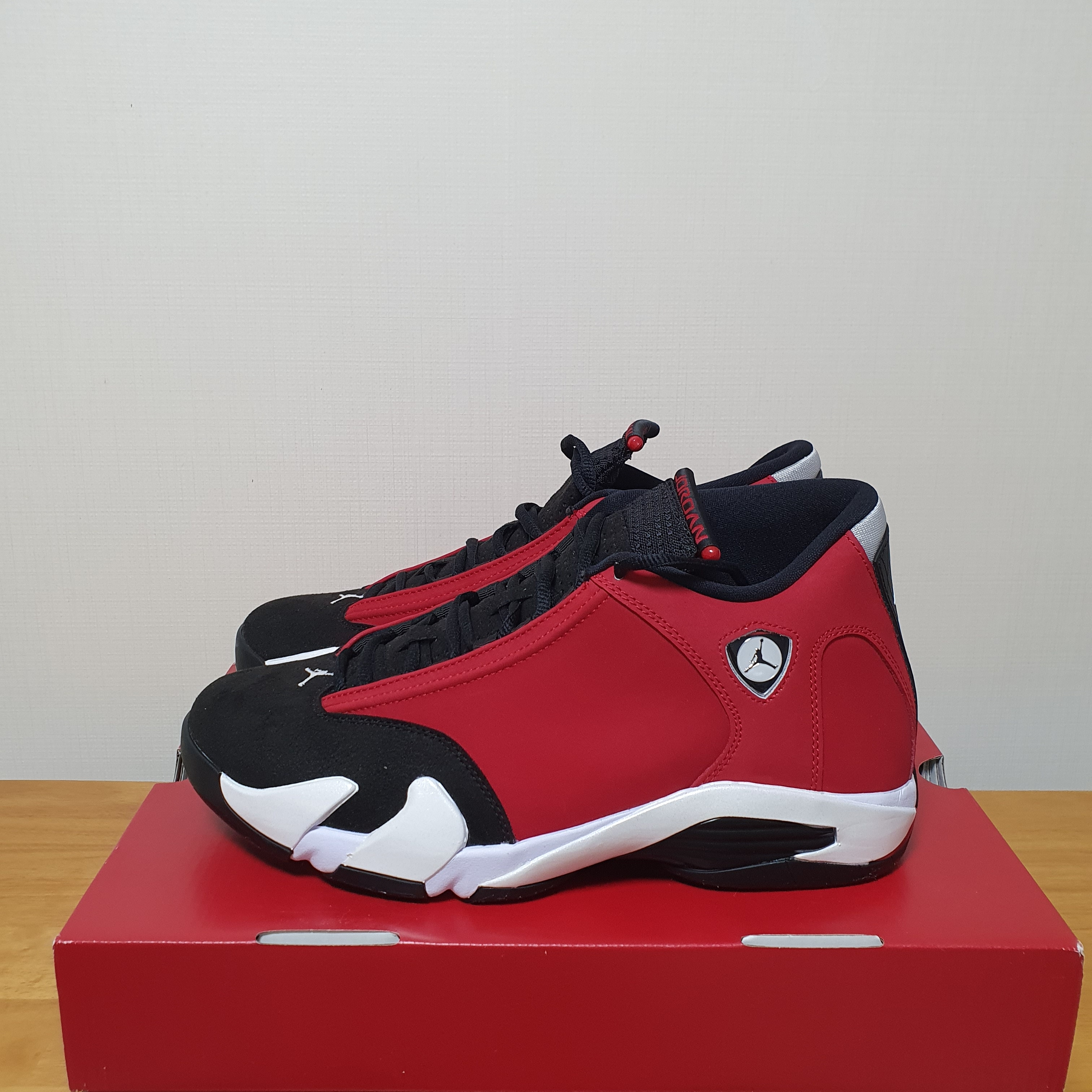Jordan 14 Retro Toro 착용 스타일 - 2