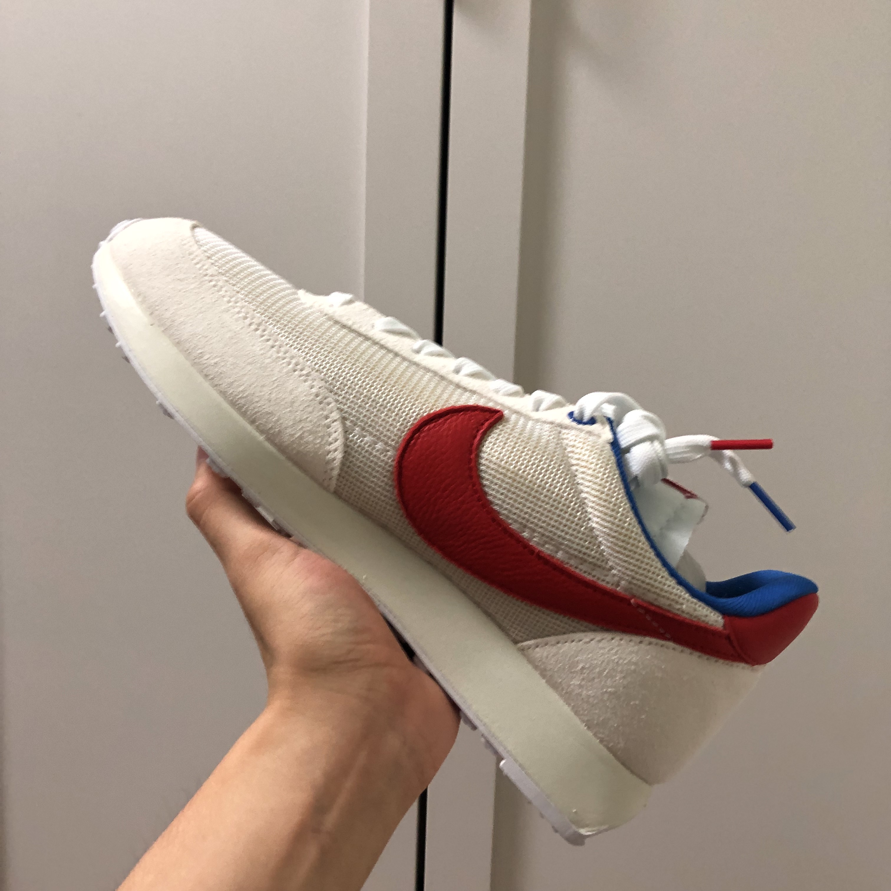 Nike x Stranger Things Tailwind 79 Independence Day Pack, Nike Daybreak SP Cool Grey Hyper Grape 착용 스타일 - 2