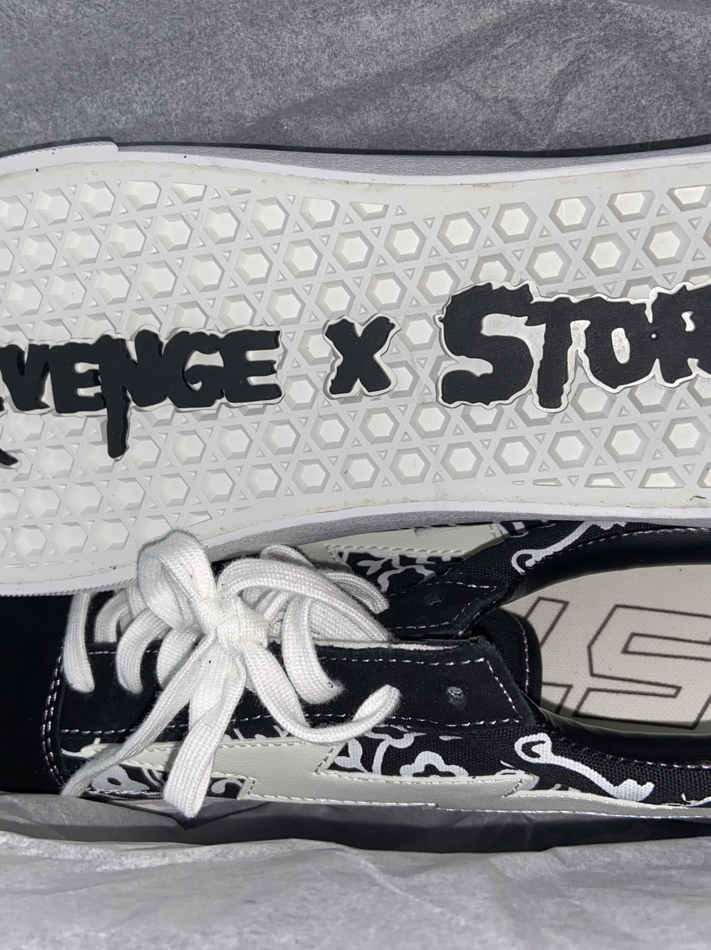 Nike Dunk Low Retro Black 착용 스타일 - 1