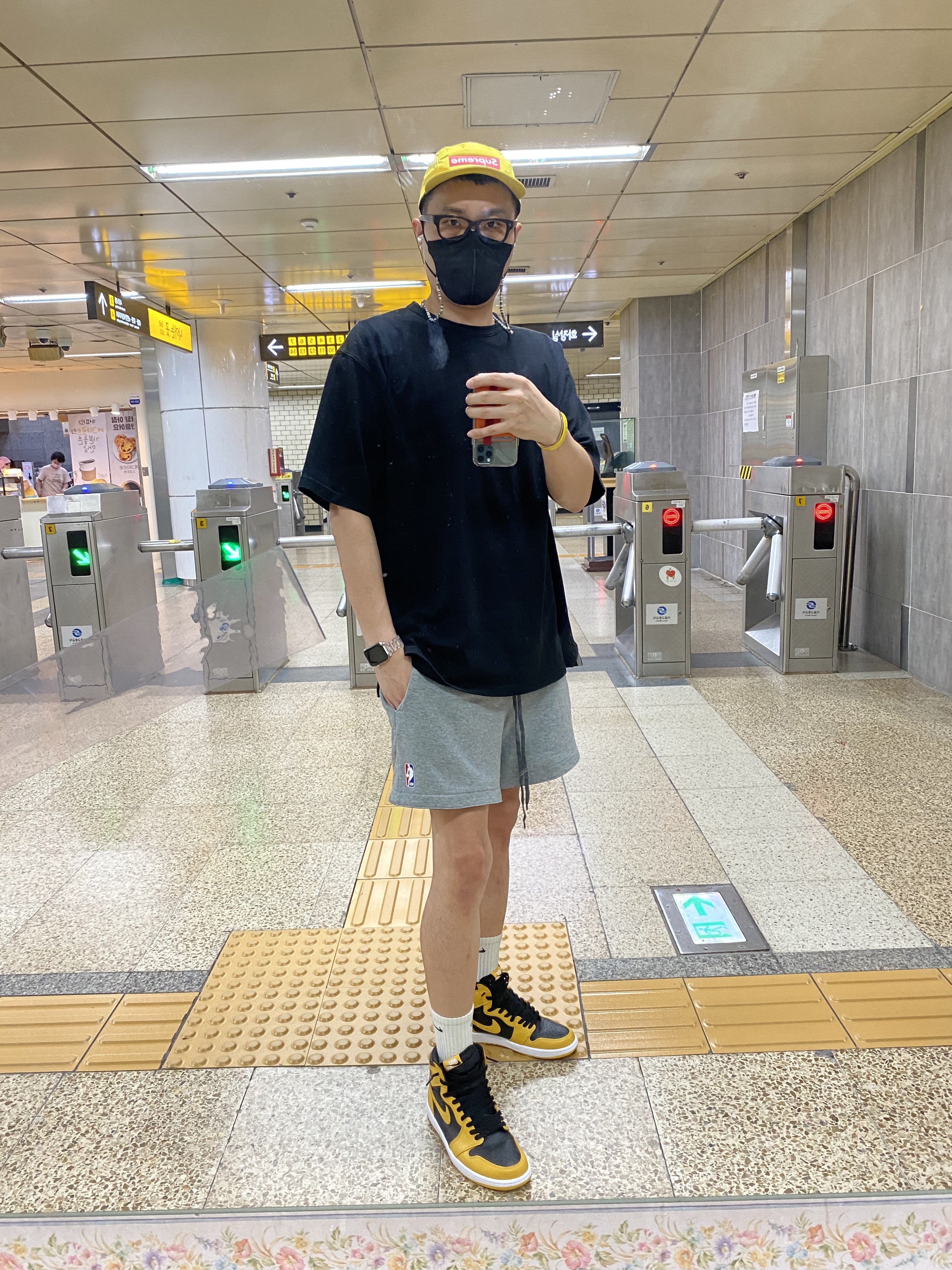 Jordan 1 Retro High OG Pollen, Supreme Inset Logo Camp Cap Yellow - 20FW 착용 스타일 - 1