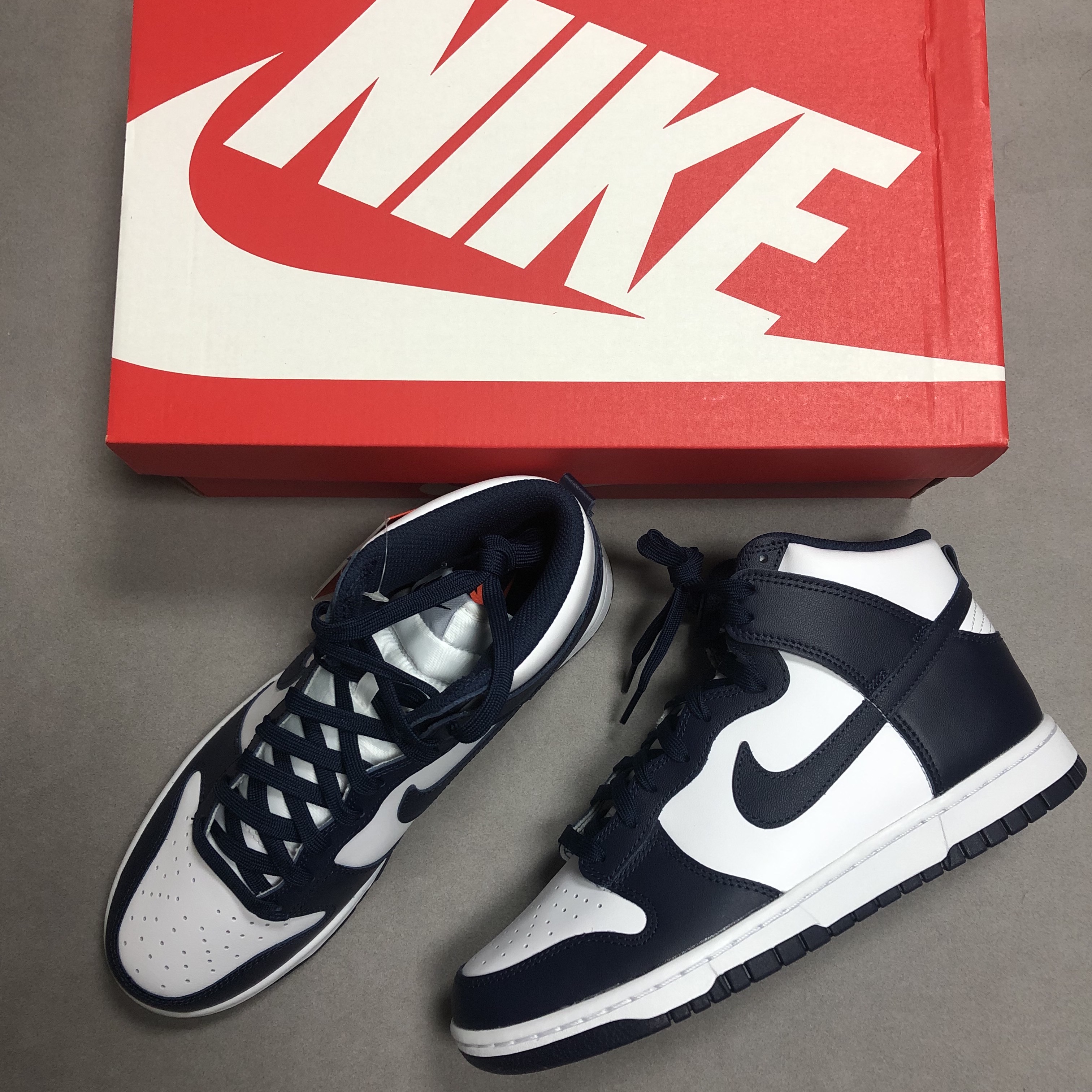 Nike Dunk High Retro Championship Navy 착용 스타일