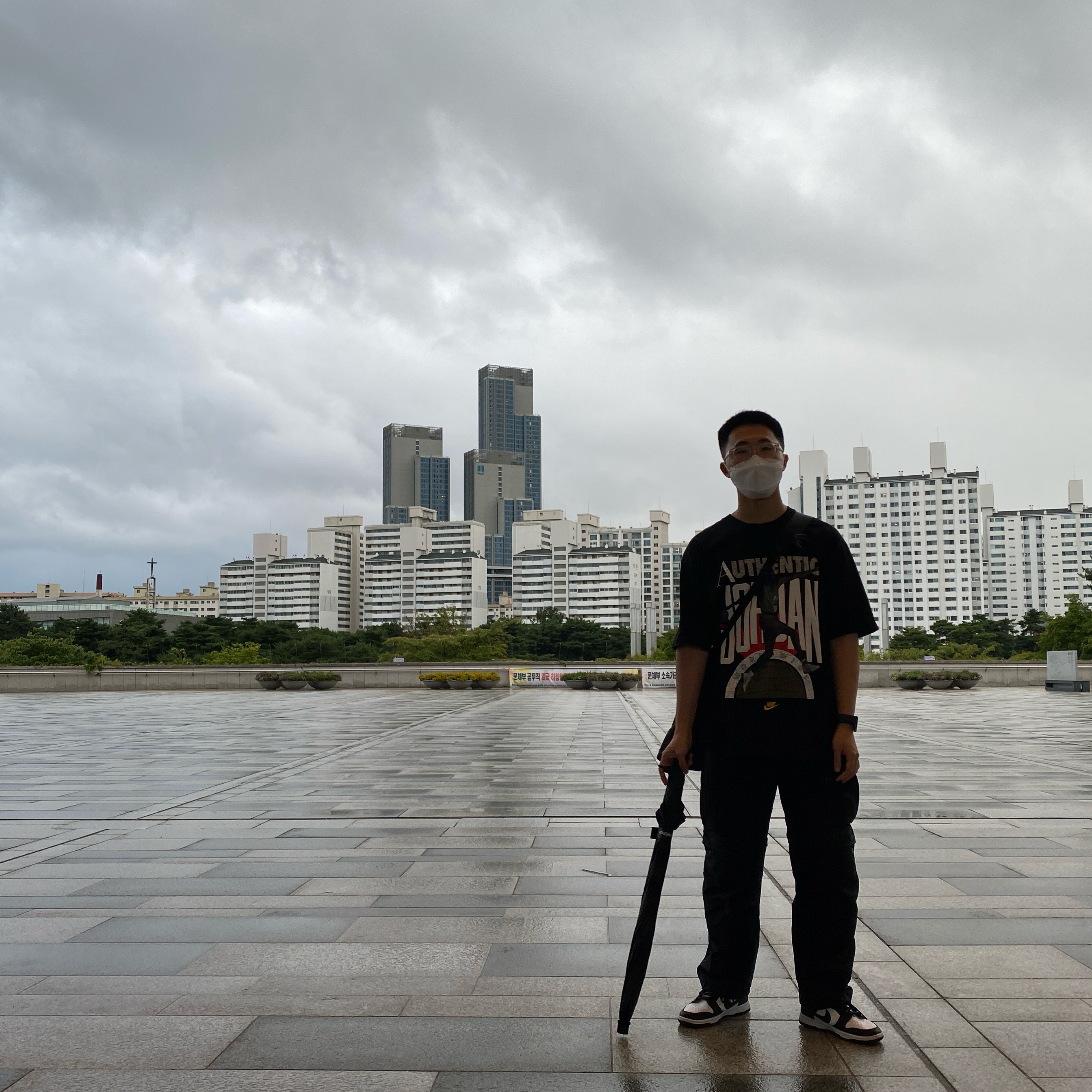 (W) Jordan x Aleali May Short Sleeve T-Shirt Black - Asia 착용 스타일