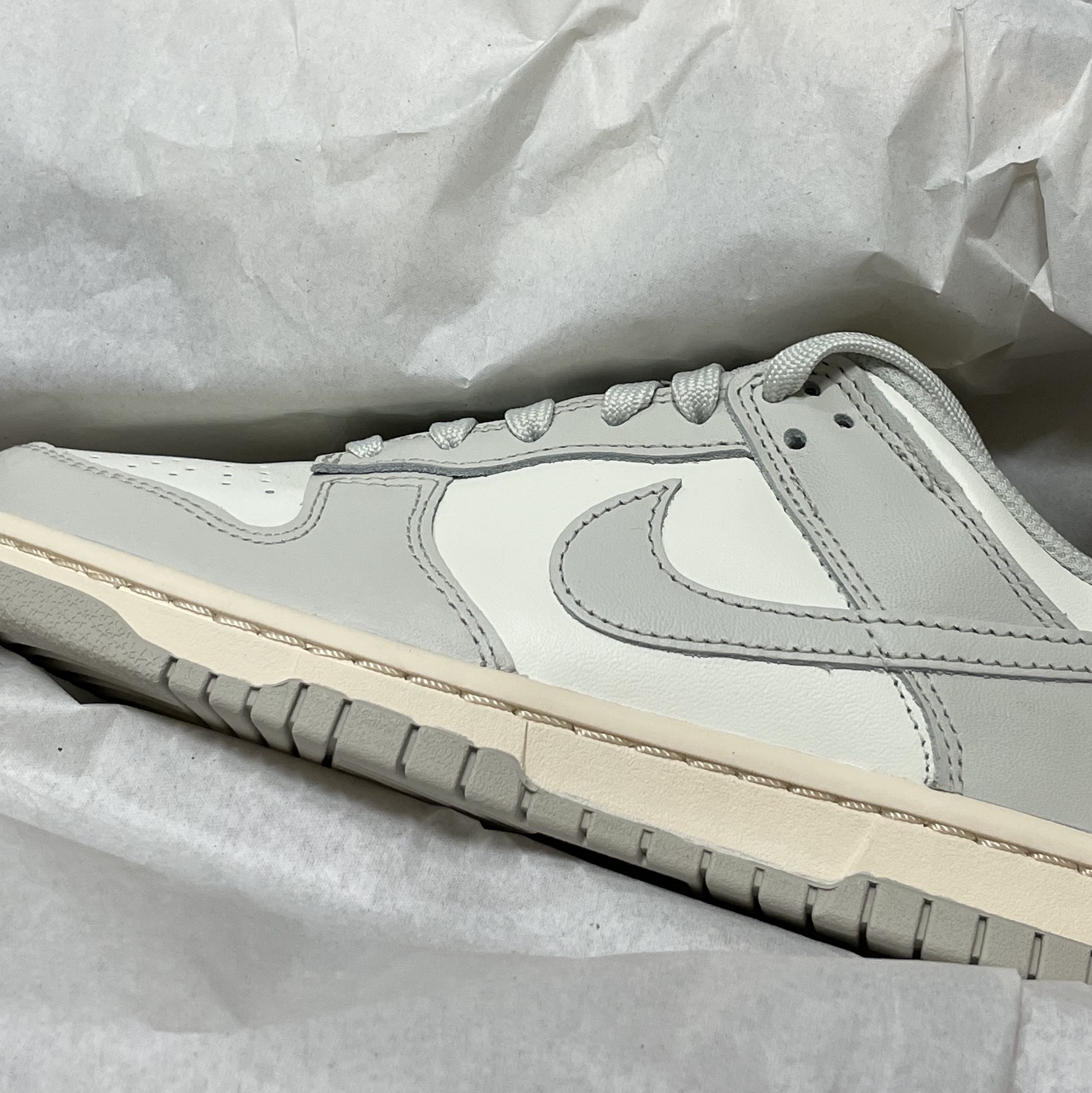 (W) Nike Dunk Low Light Bone 착용 스타일