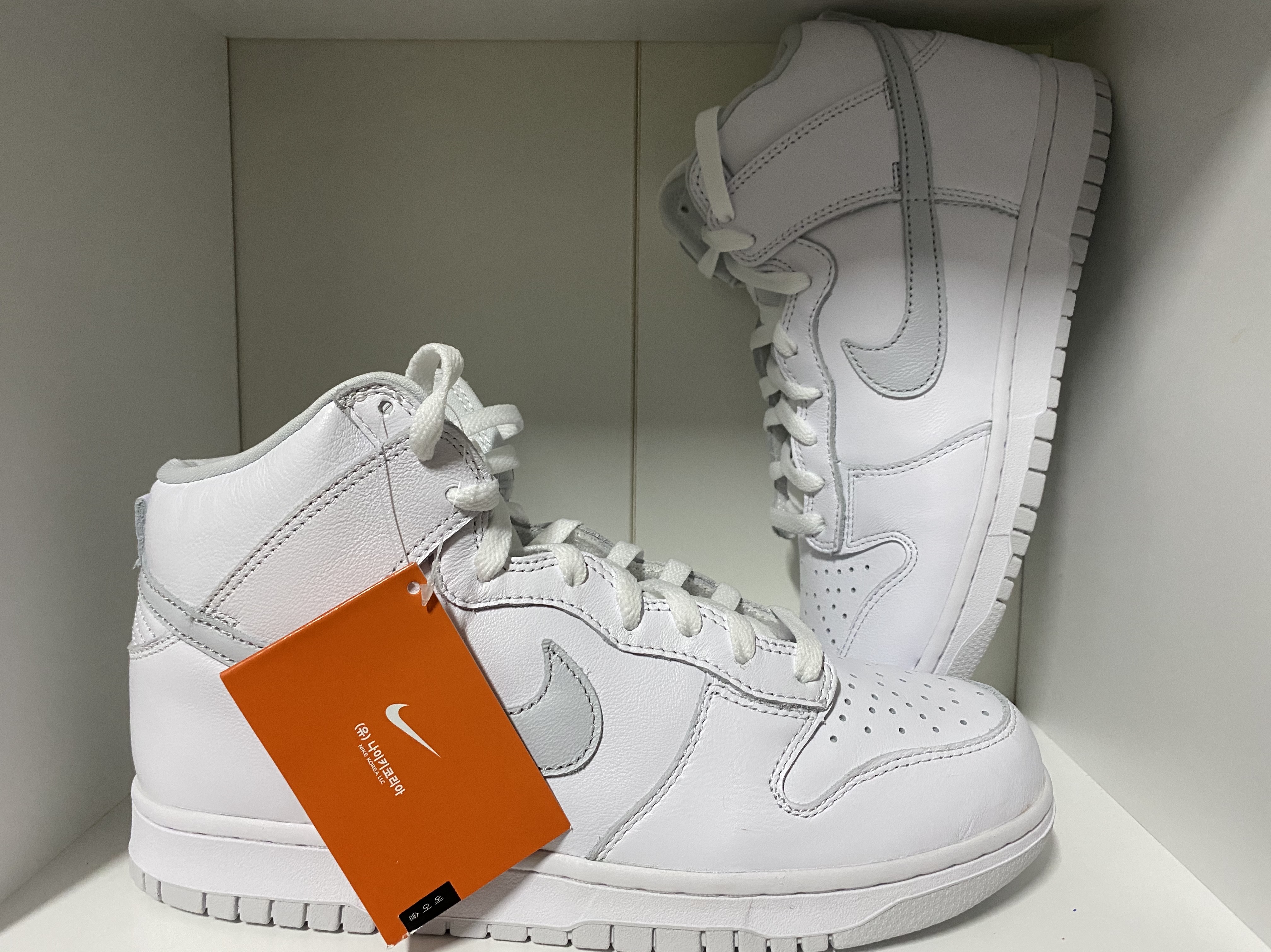 Nike Dunk High SP Pure Platinum 착용 스타일 - 4