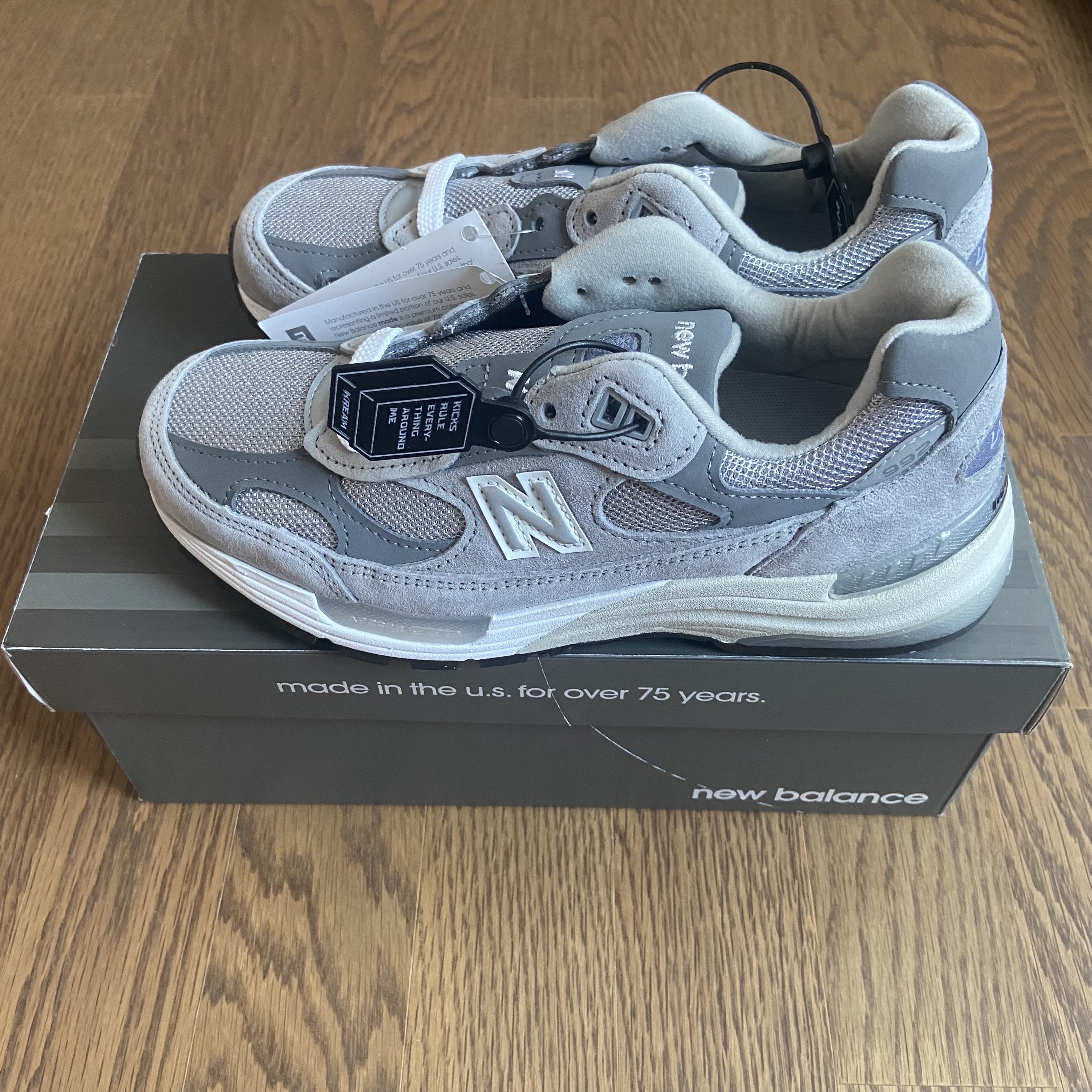 New Balance 992 Made in USA Grey - D Standard 착용 스타일