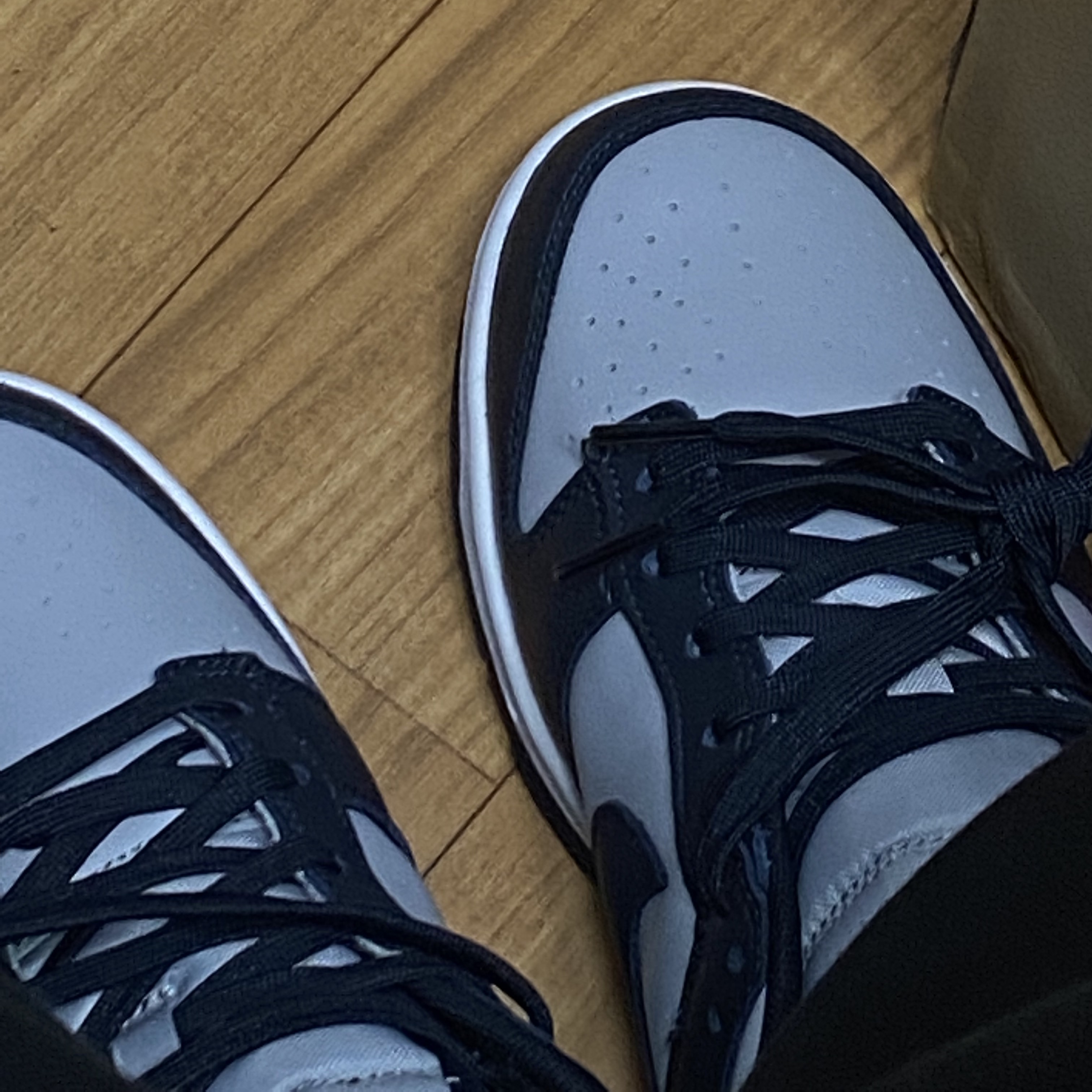 Nike Dunk Low Retro Championship Grey 착용 스타일 - 1