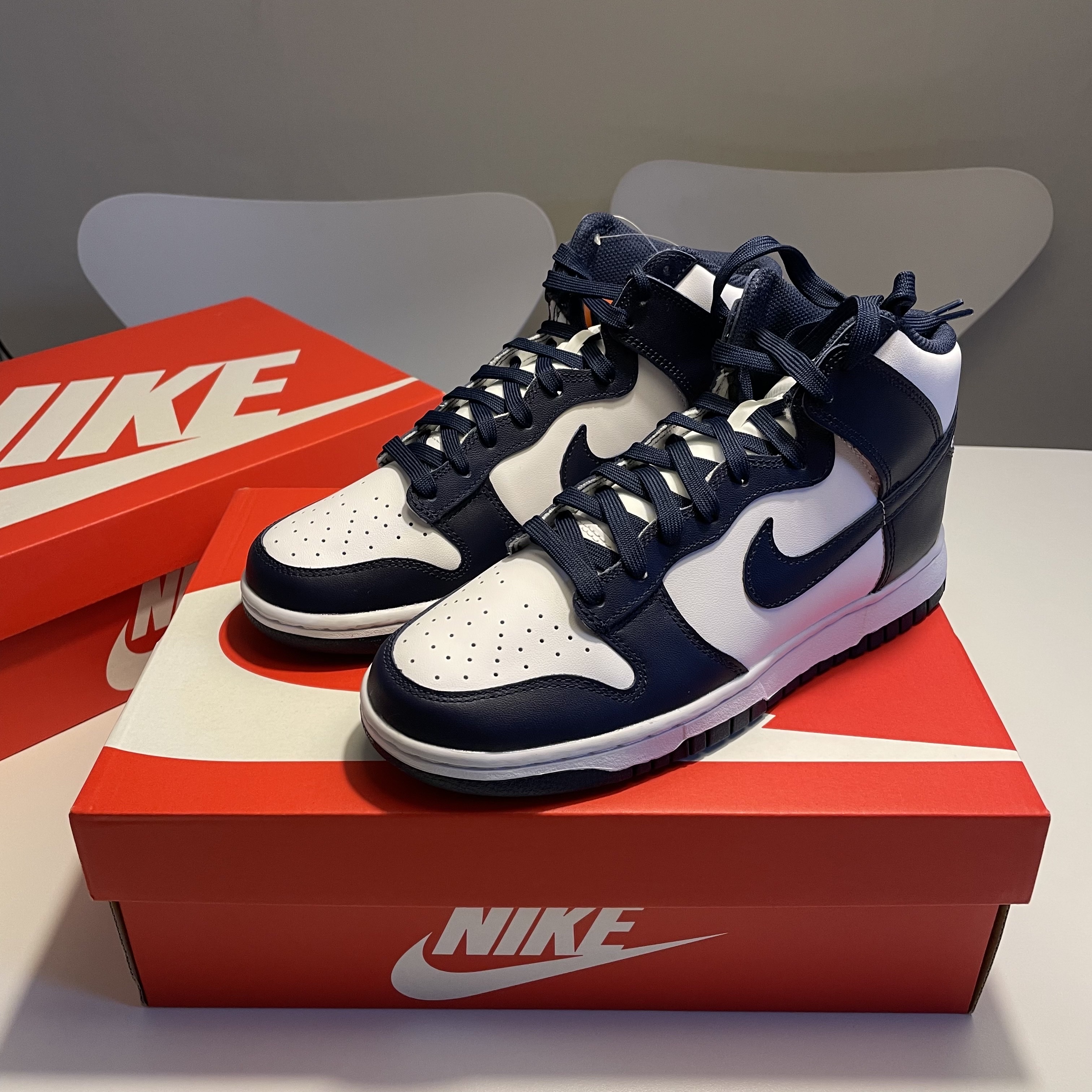 Nike Dunk High Retro Championship Navy 착용 스타일 - 2