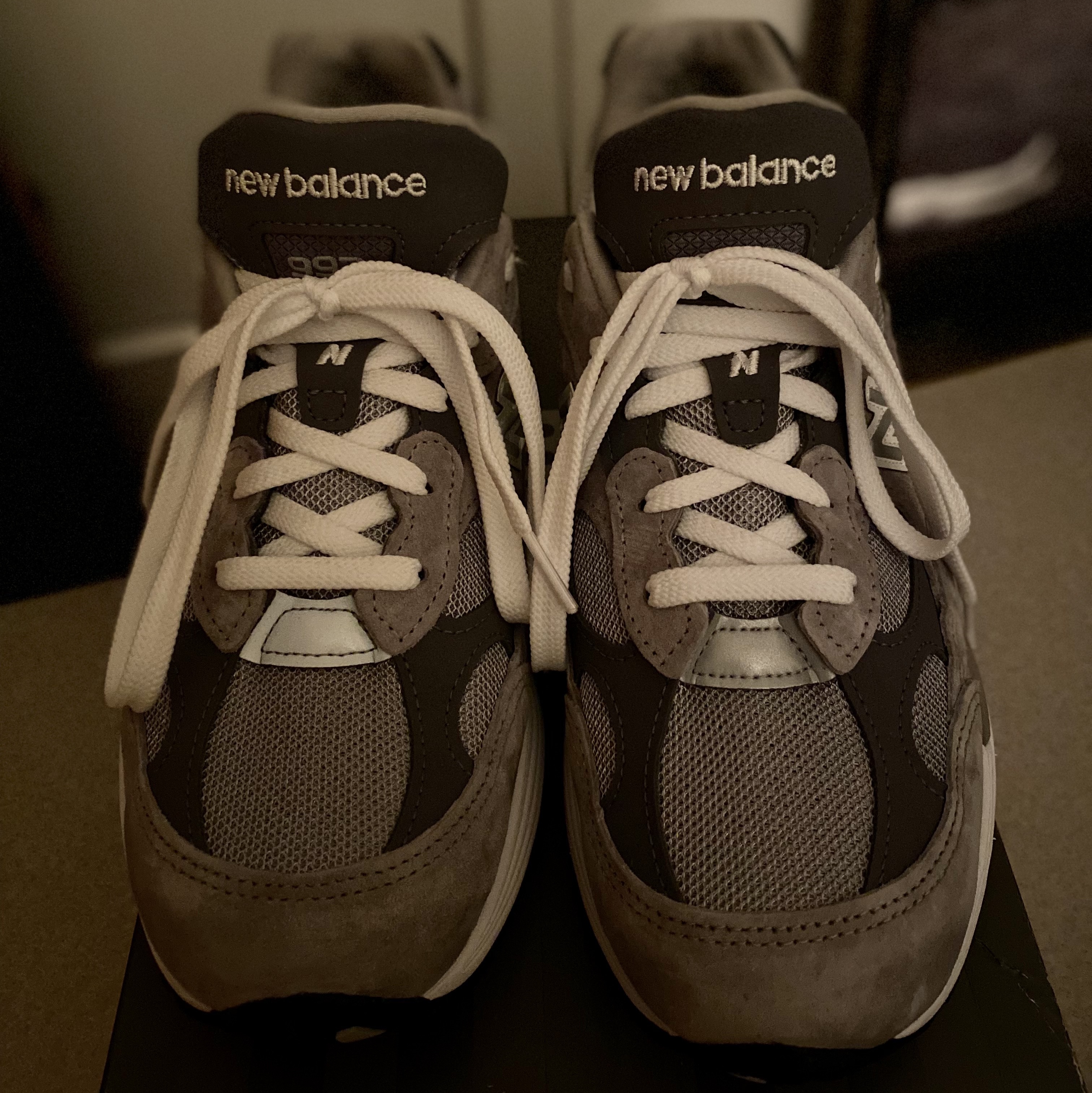 New Balance 992 Made in USA Grey - D Standard 착용 스타일
