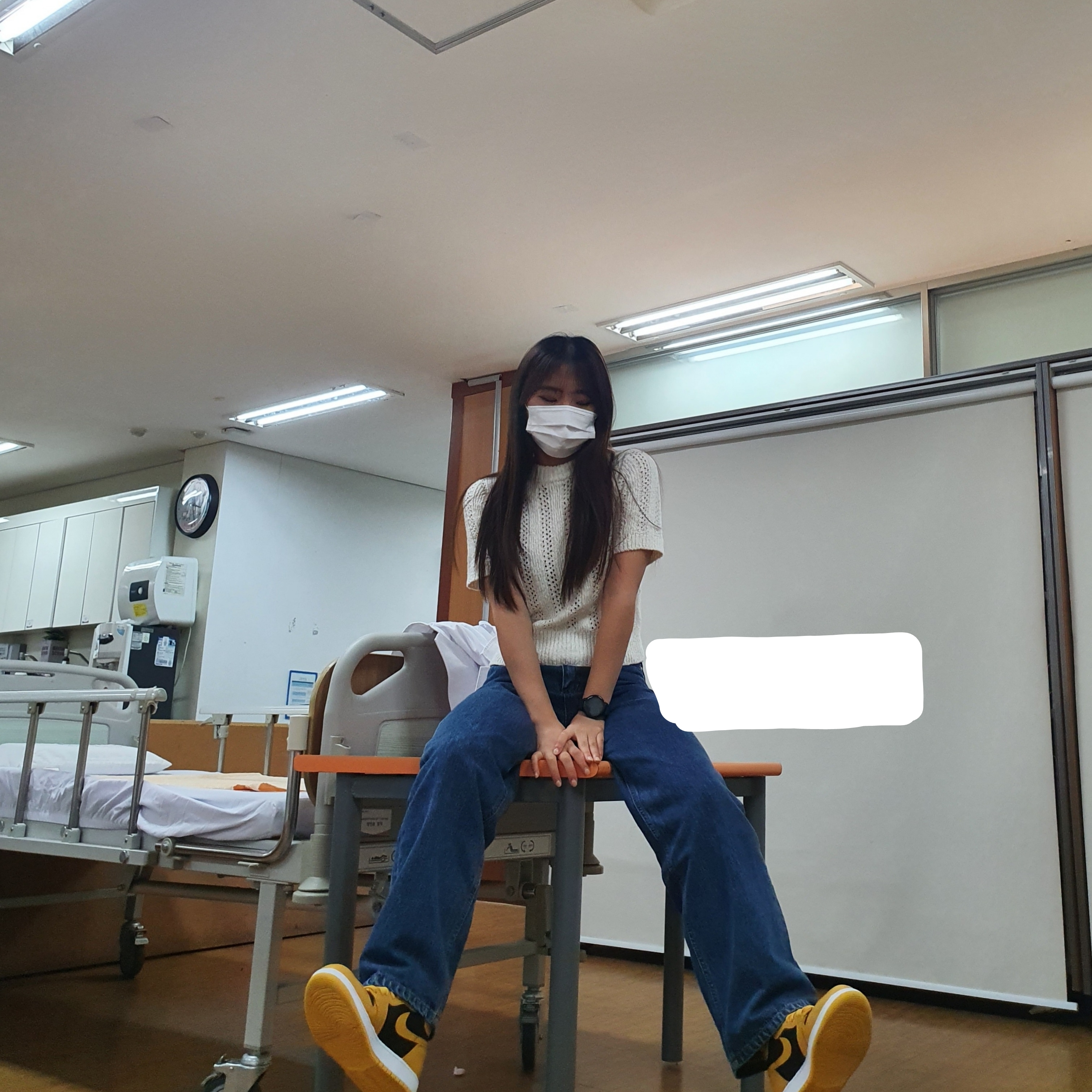 Jordan 1 Retro High OG Pollen, (GS) Jordan 1 Retro High OG Pollen 착용 스타일 - 1