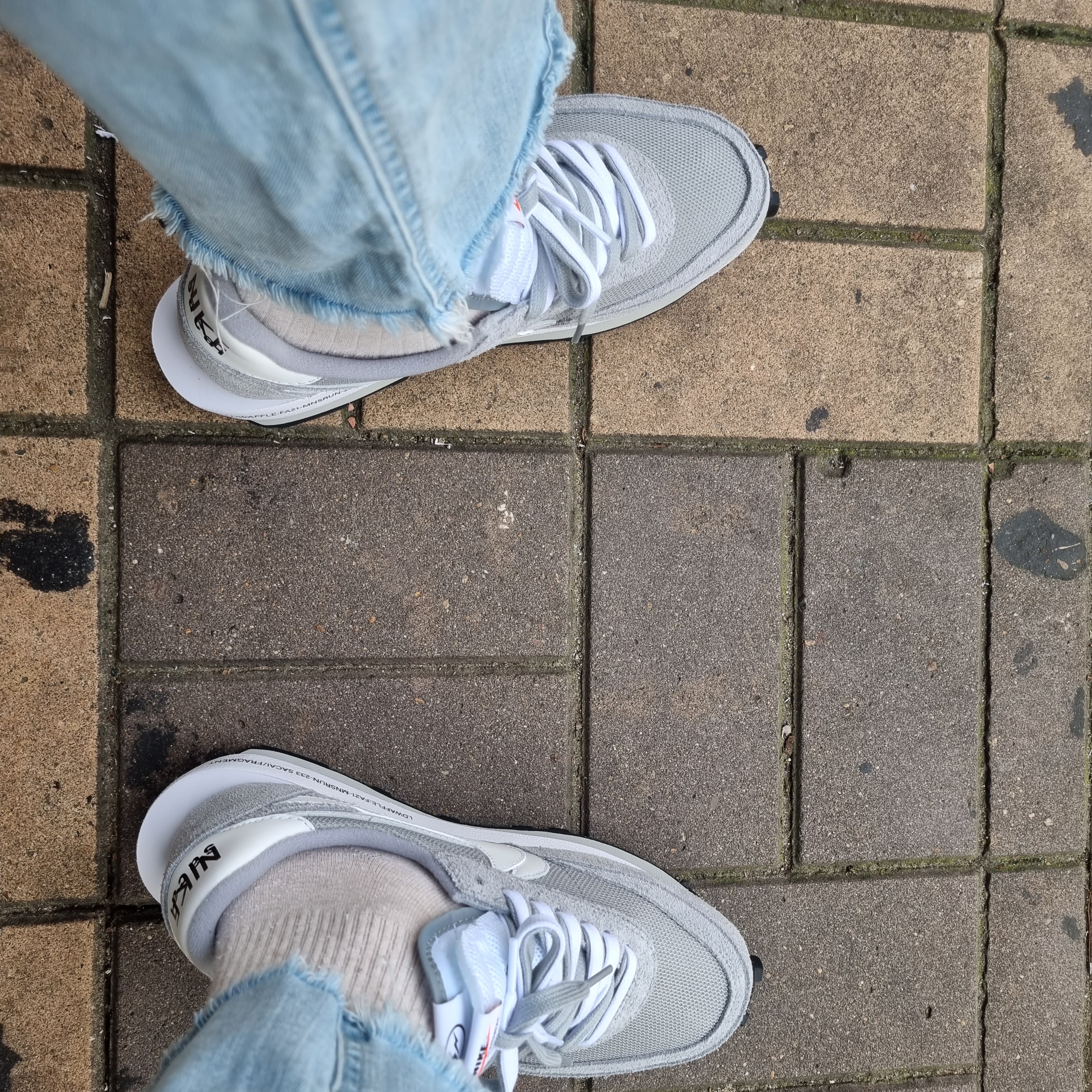 Nike x Sacai x Fragment LDWaffle Light Smoke Grey 착용 스타일