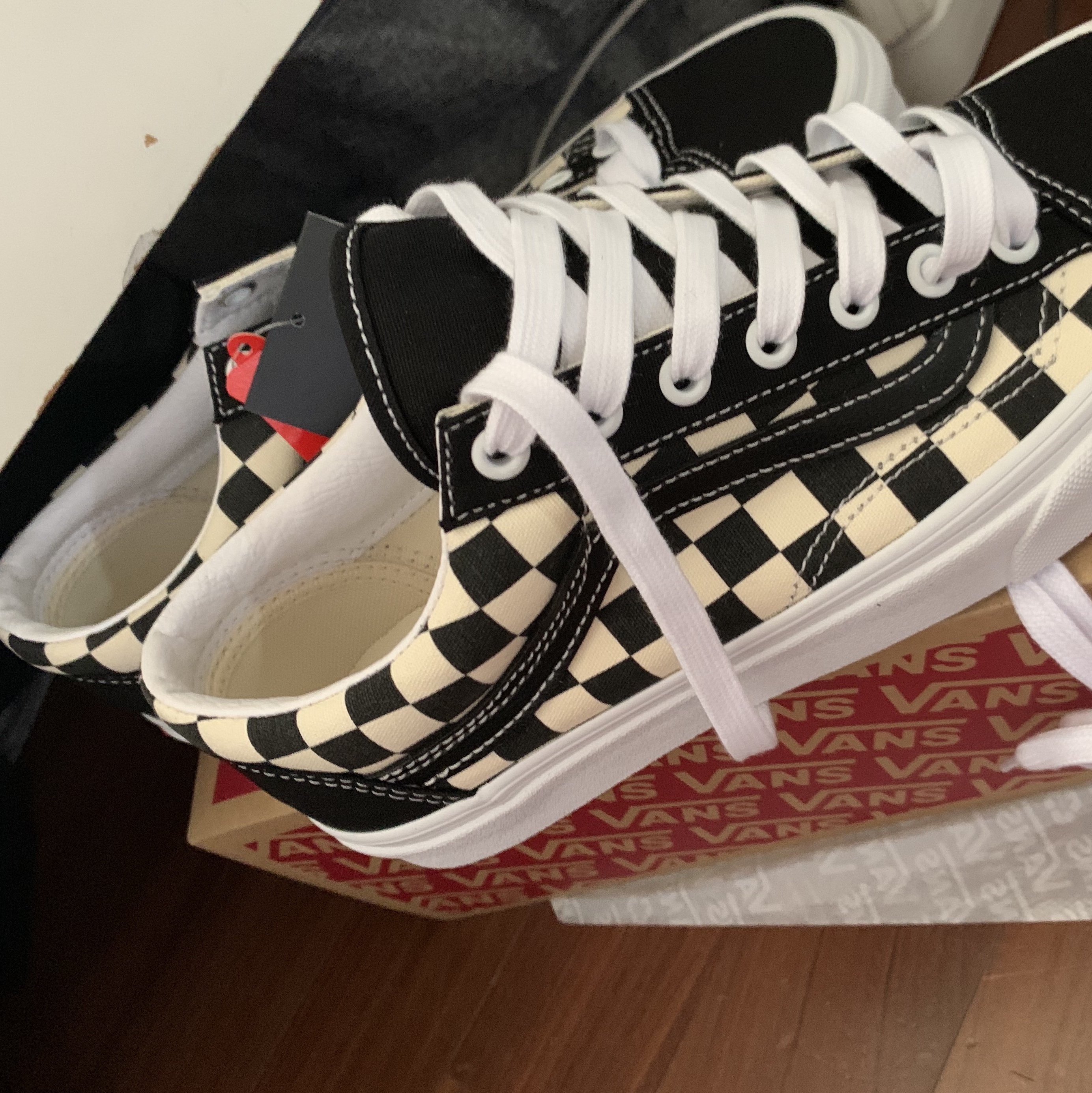 Vans Vault x Modernica Style 36 LX Checkerboard 착용 스타일