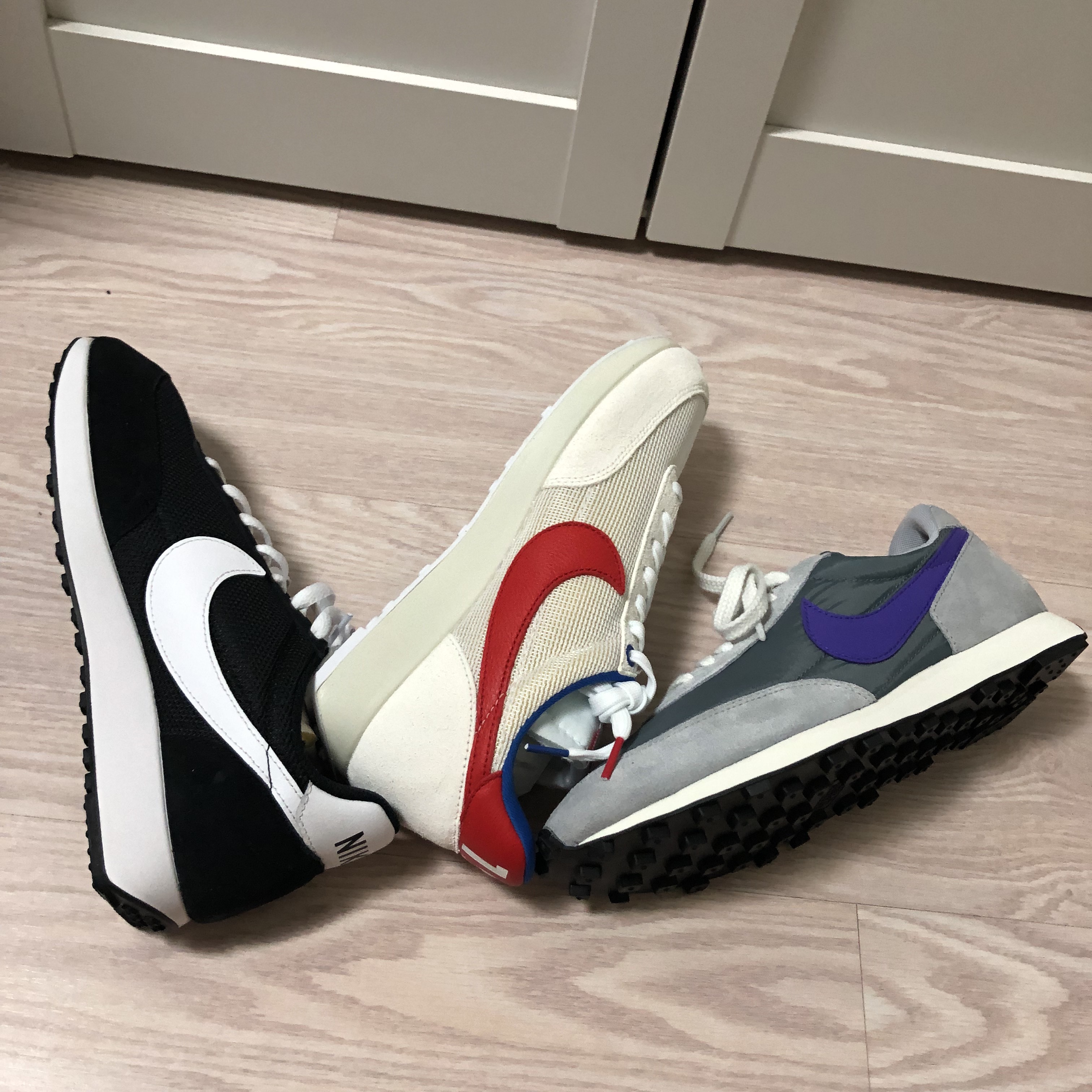 Nike x Stranger Things Tailwind 79 Independence Day Pack, Nike Daybreak SP Cool Grey Hyper Grape 착용 스타일 - 1