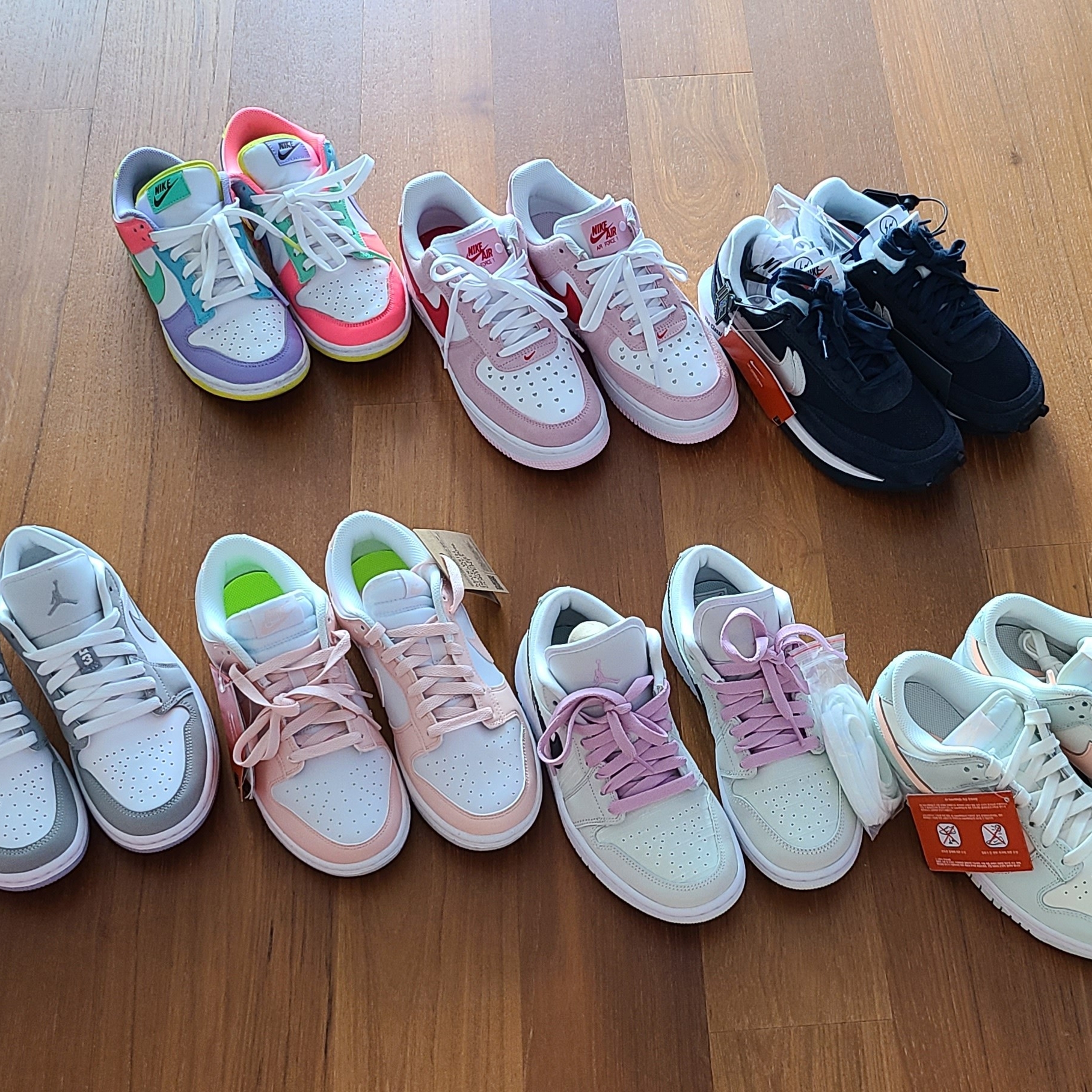 (W) Jordan 1 Low White Wolf Grey, (W) Nike Dunk Low Next Nature Pale Coral 착용 스타일 - 1
