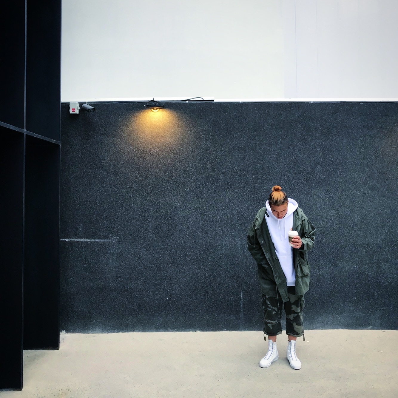 Y-3 Pro Zip White 착용 스타일