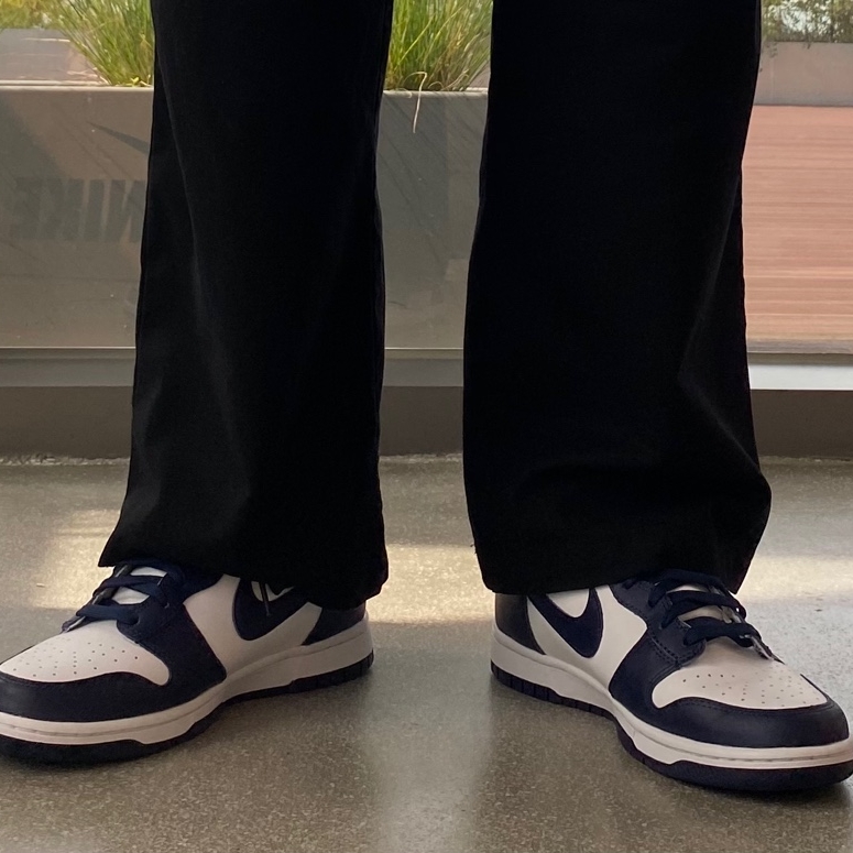 Nike Dunk High Retro Championship Navy 착용 스타일 - 2