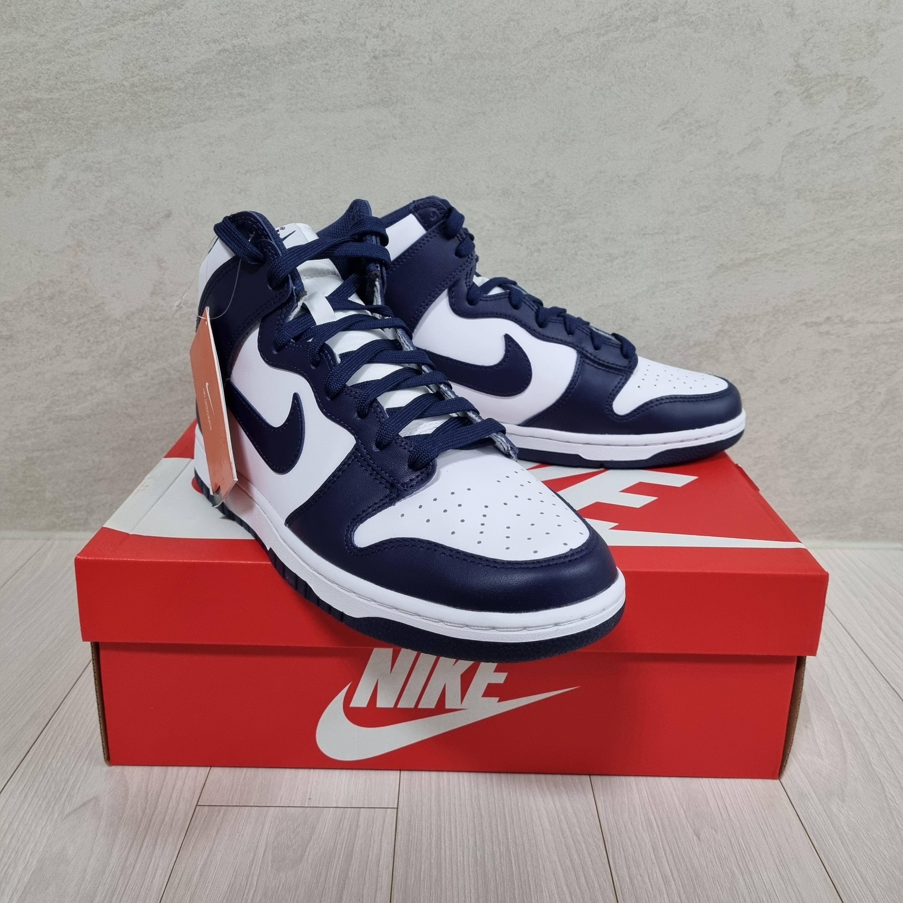 Nike Dunk High Retro Championship Navy 착용 스타일 - 3
