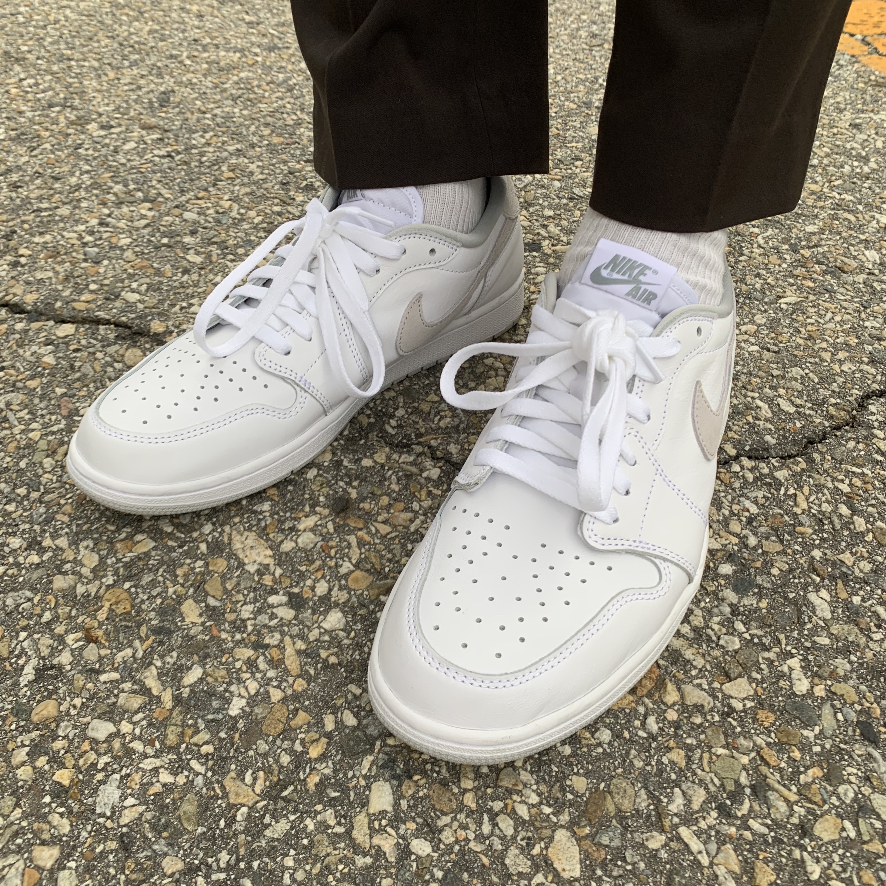 Jordan 1 Low OG Neutral Grey 착용 스타일