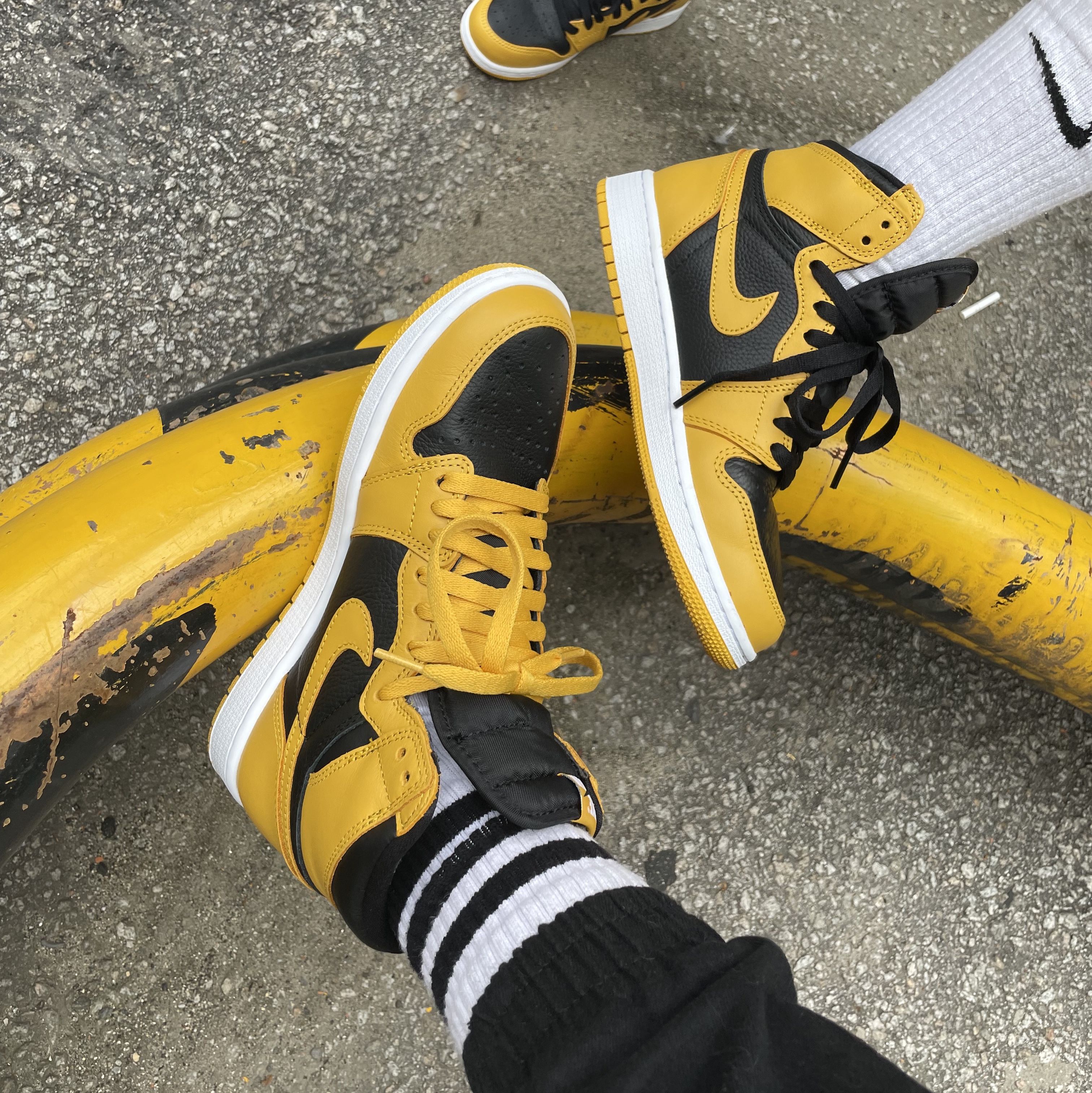 Jordan 1 Retro High OG Pollen, (GS) Jordan 1 Retro High OG Pollen 착용 스타일