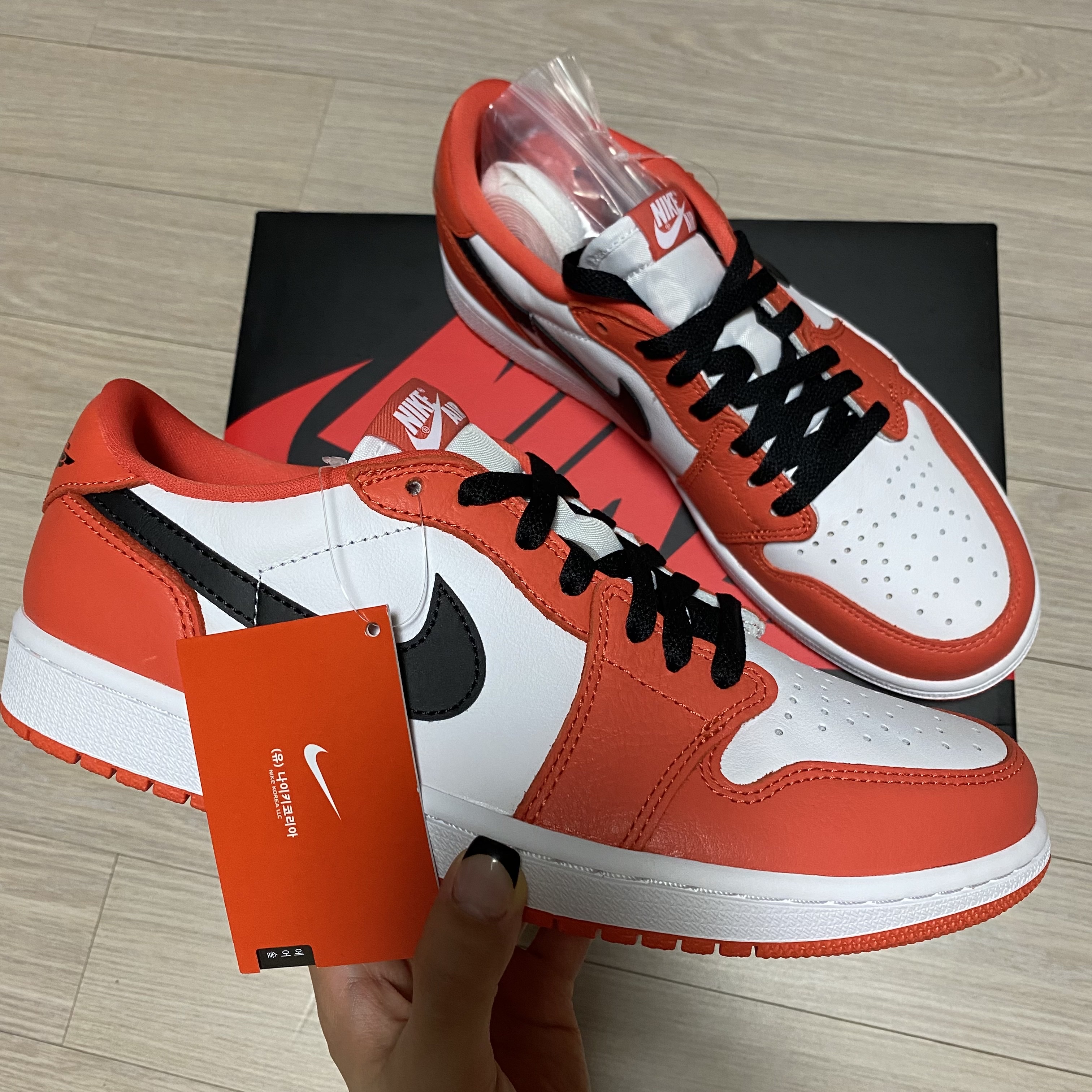 Jordan 1 Low OG Starfish 착용 스타일 - 2