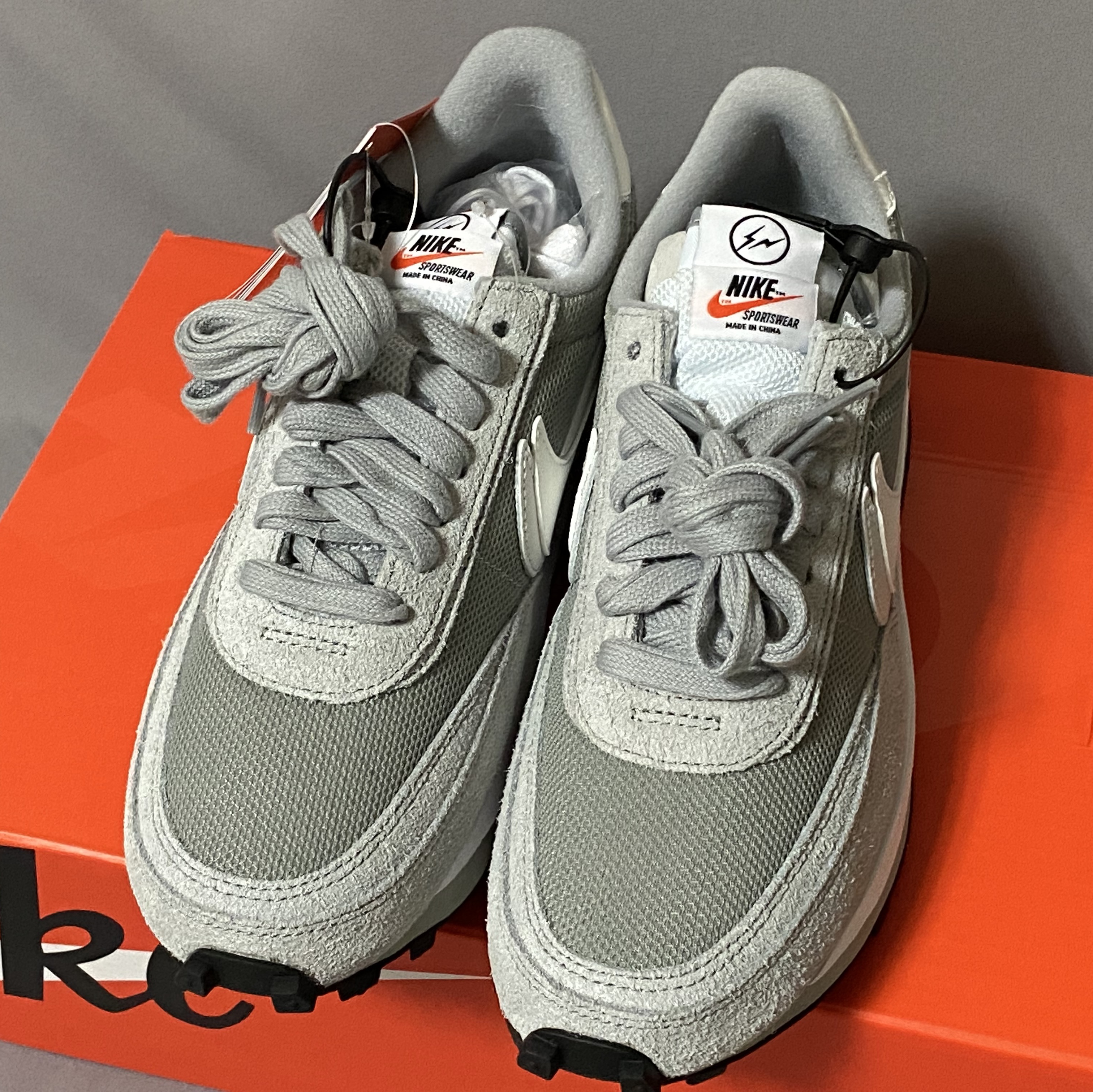 Nike x Sacai x Fragment LDWaffle Light Smoke Grey 착용 스타일 - 1