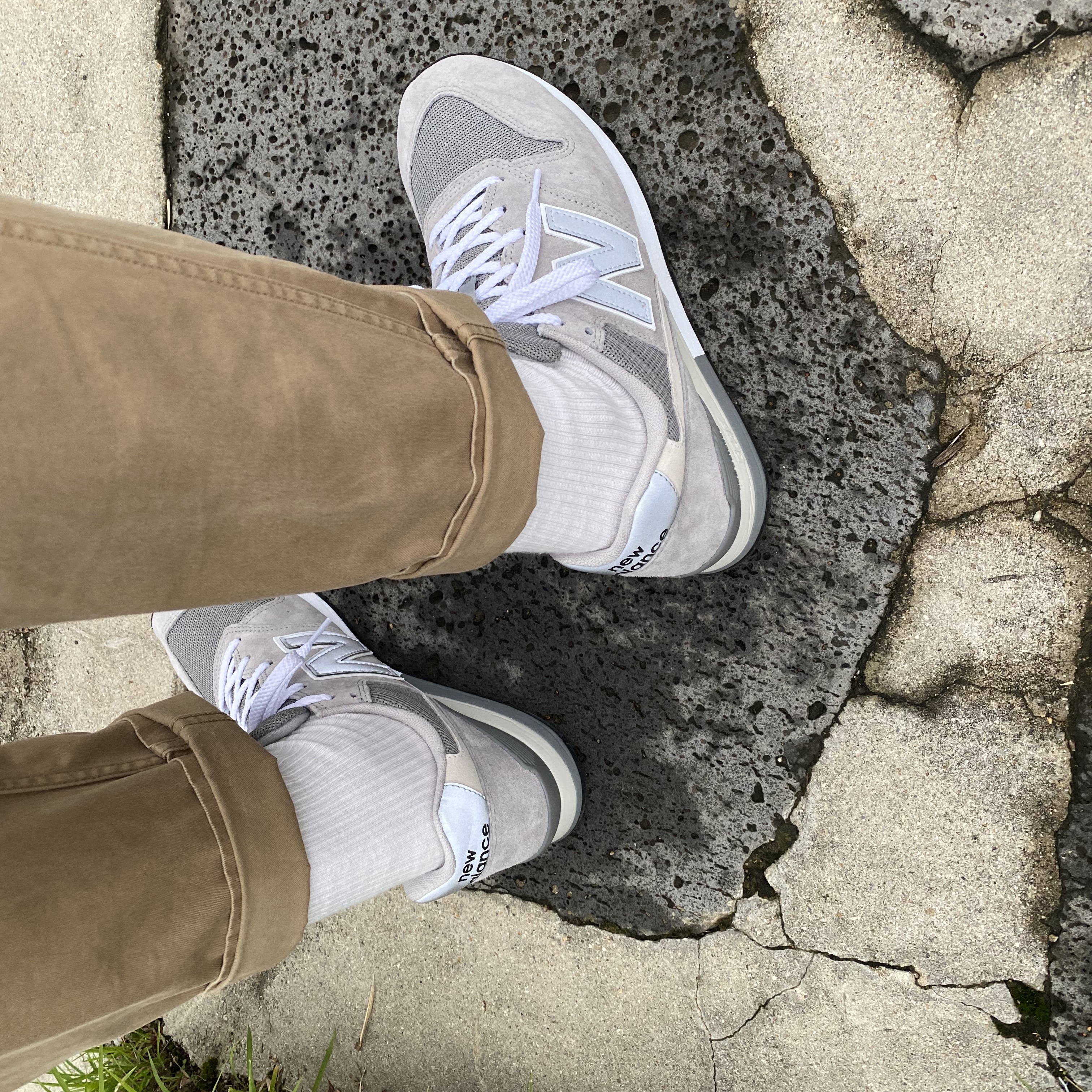 New Balance 996 Grey 착용 스타일