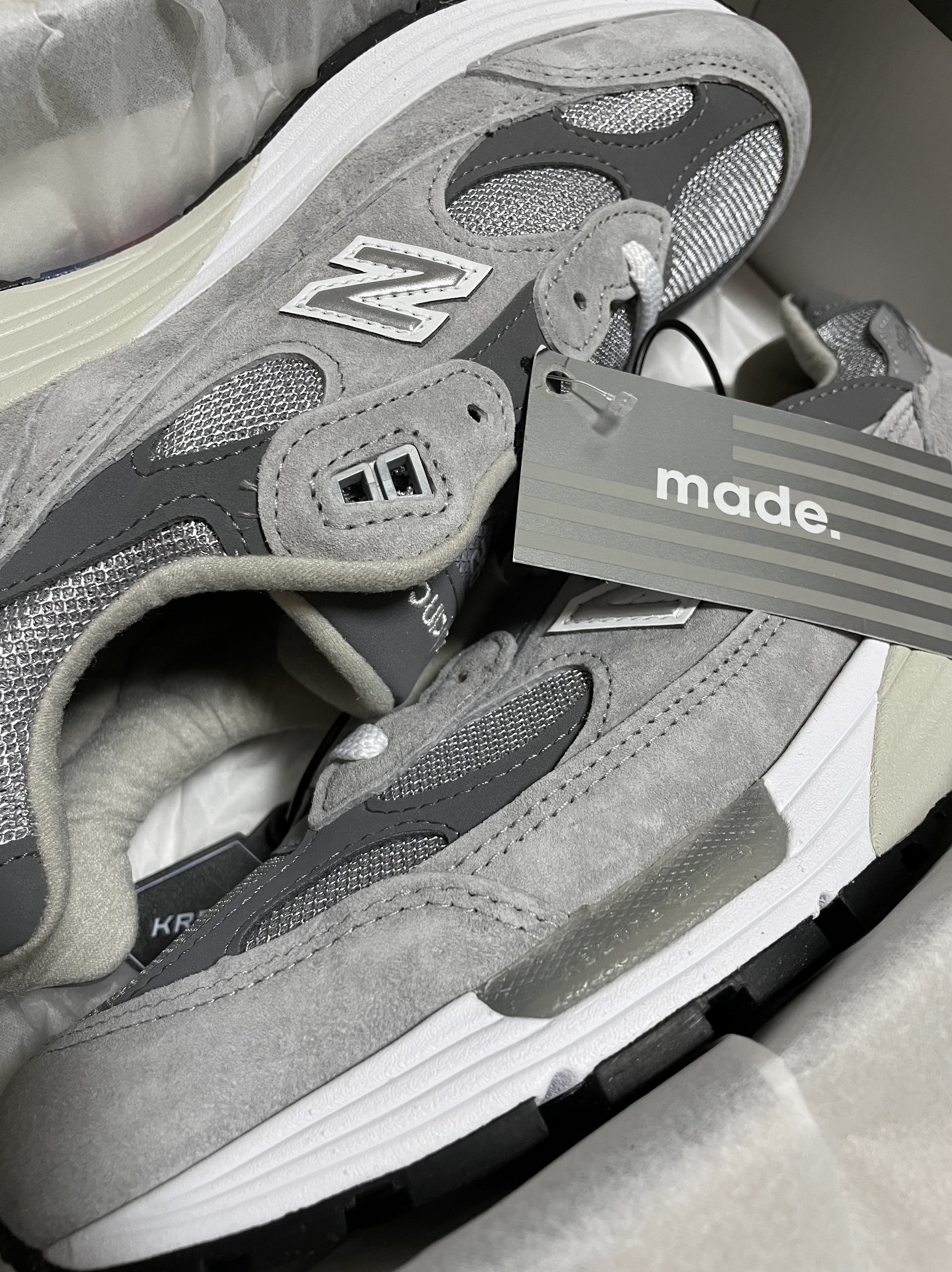 New Balance 992 Made in USA Grey - D Standard 착용 스타일