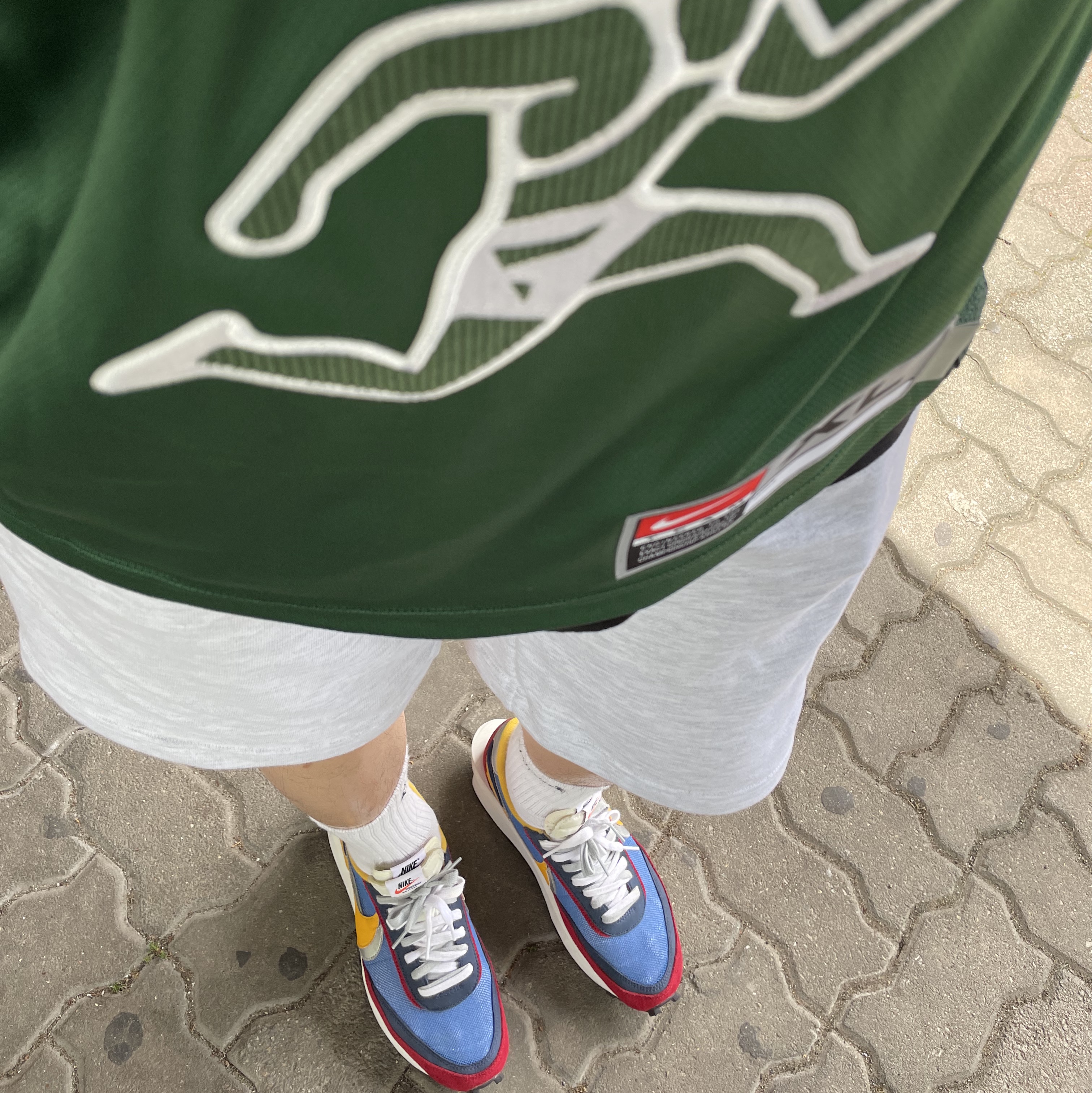 Nike x Sacai LDWaffle Blue Multi, Nike x Cactus Plant Flea Market S/S Jersey Green - US/EU 착용 스타일 - 3