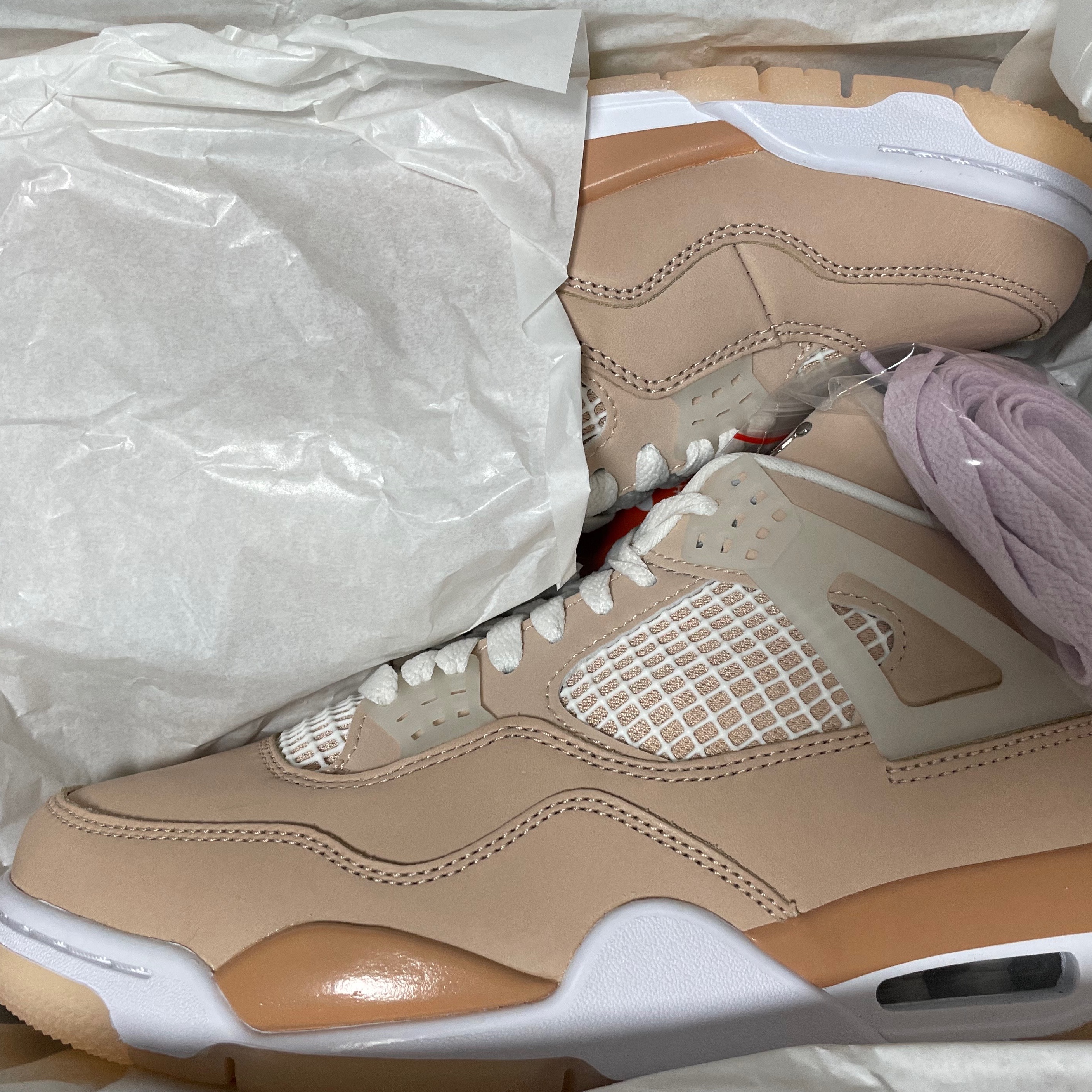 (W) Jordan 4 Retro Shimmer 착용 스타일 - 1