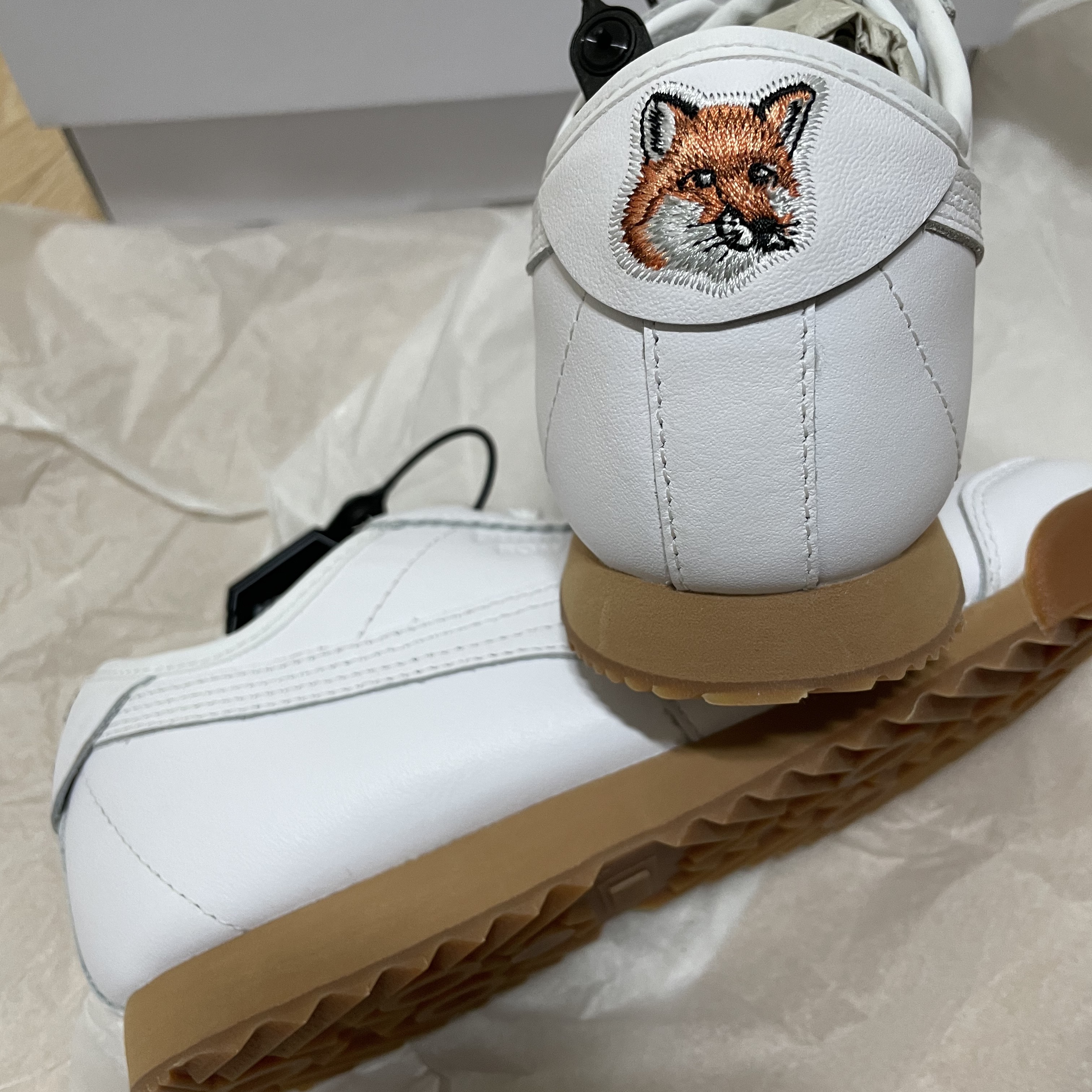 Puma x Maison Kitsune Roma White 착용 스타일
