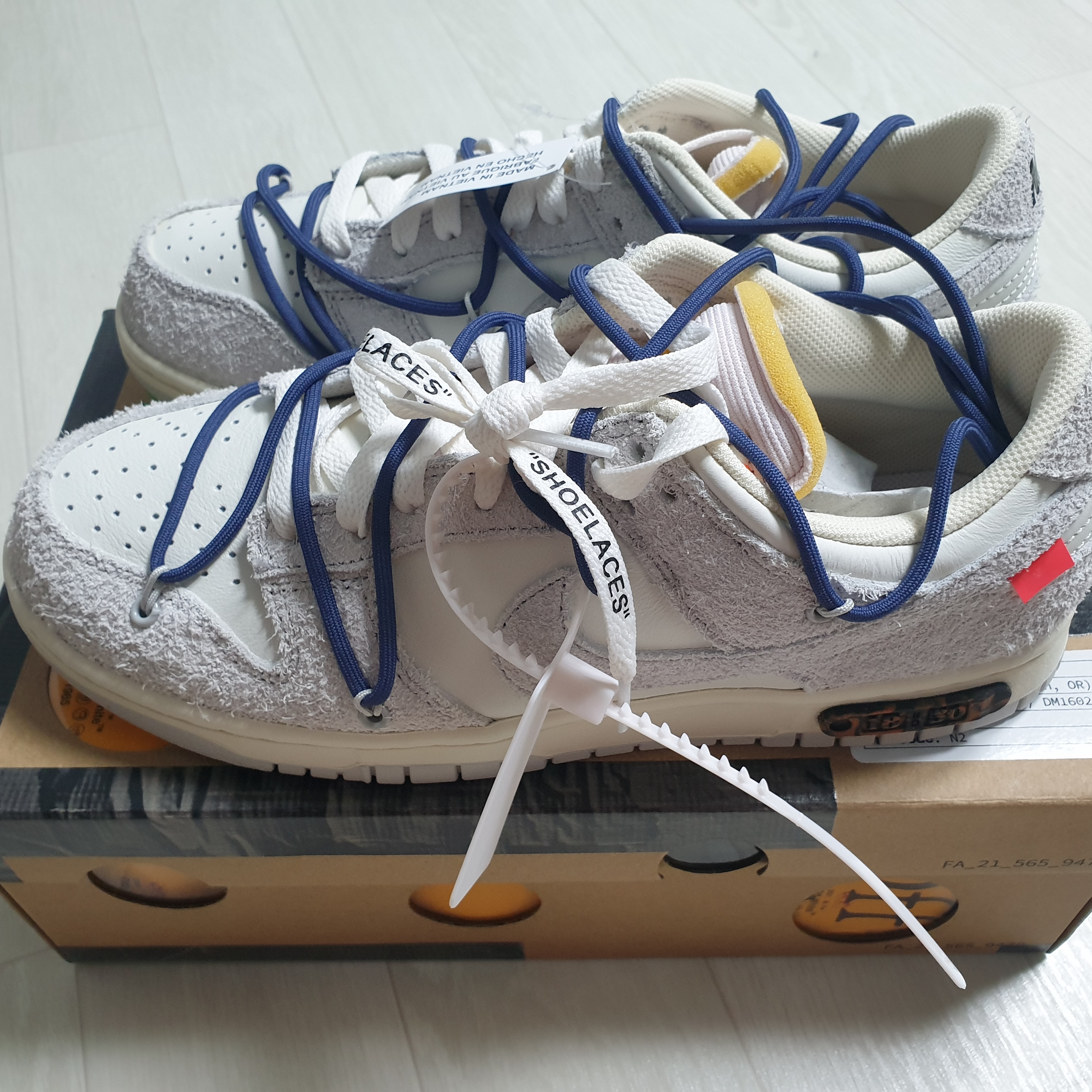Nike x Off-White Dunk Low The 50 - Lot 18 착용 스타일 - 3