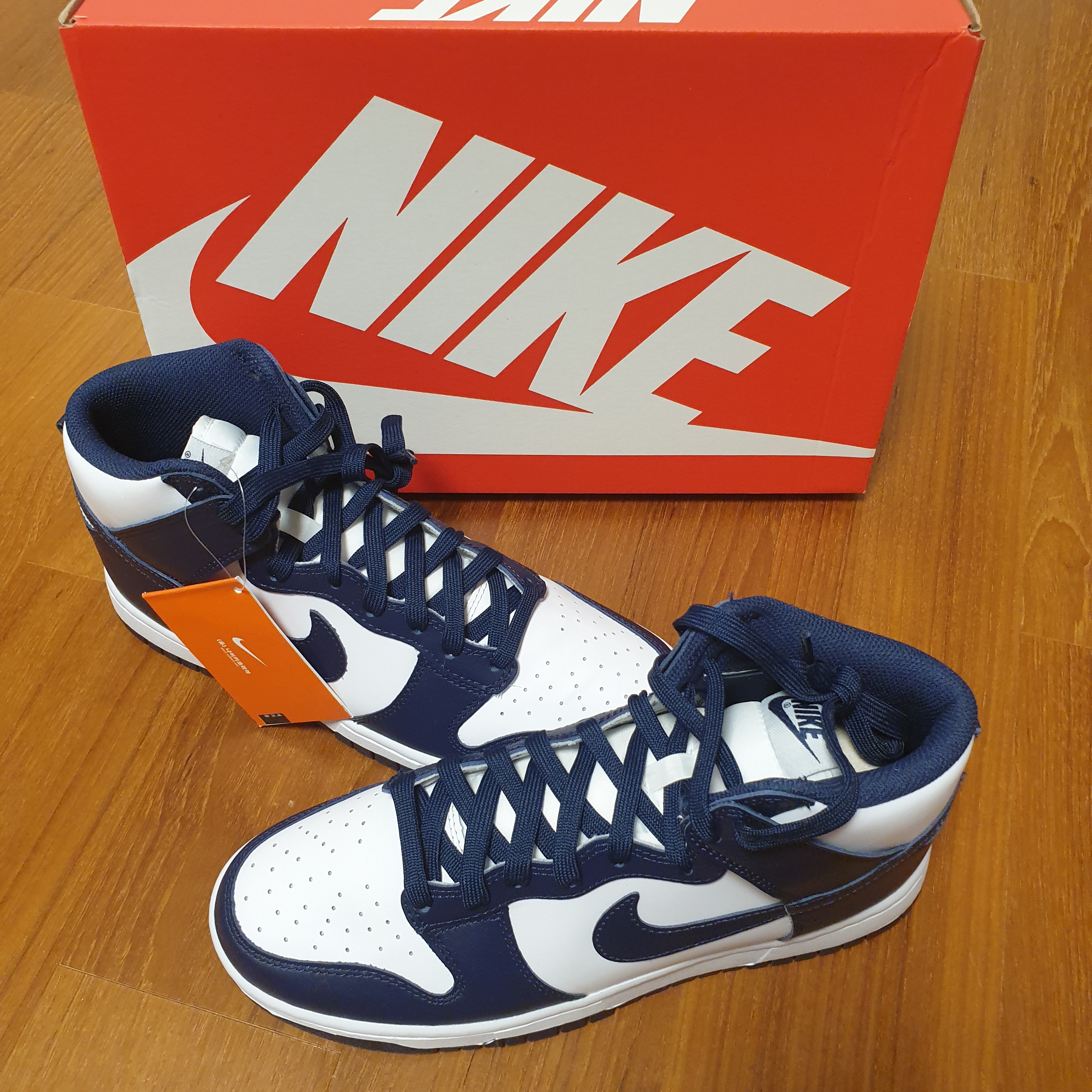 Nike Dunk High Retro Championship Navy 착용 스타일 - 2