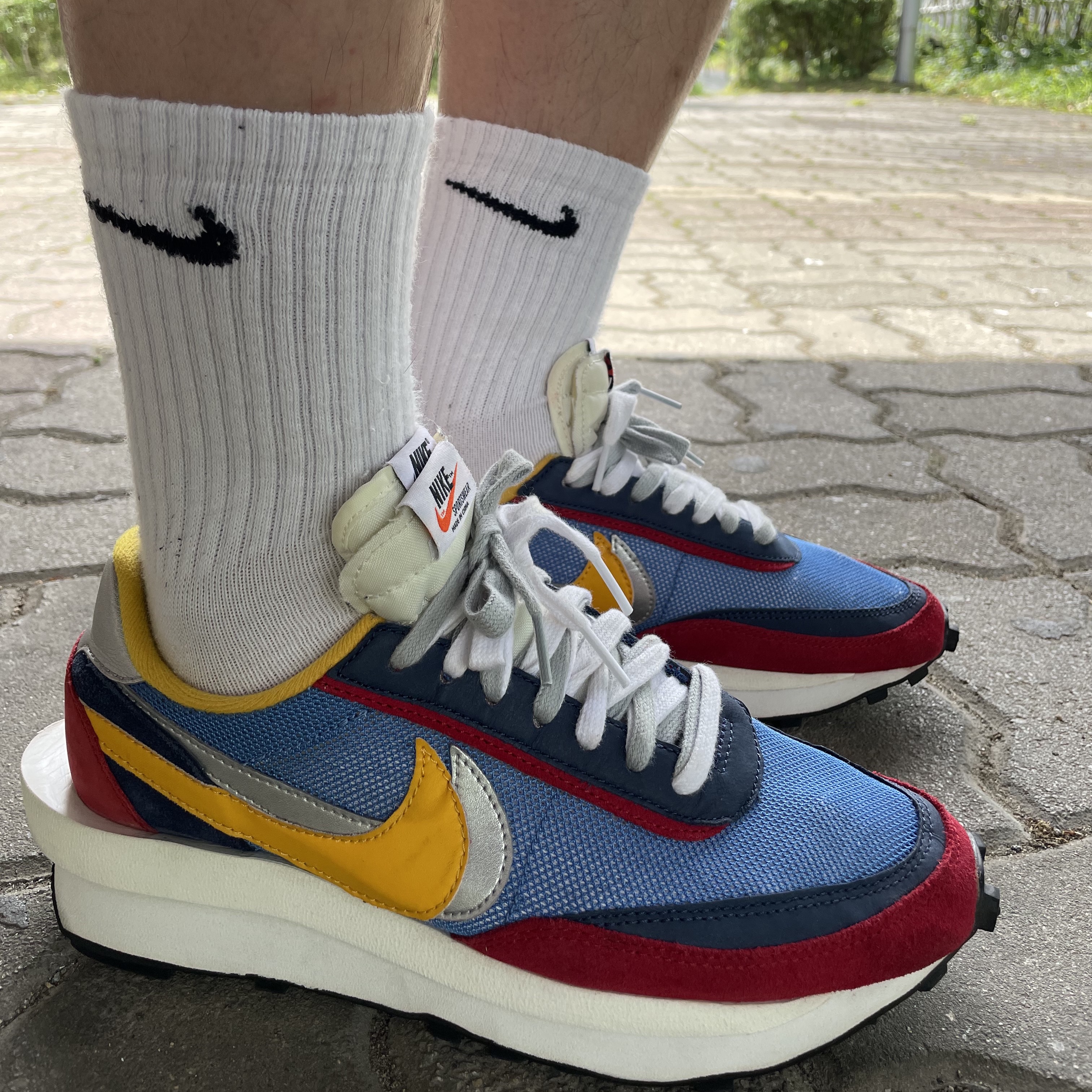 Nike x Sacai LDWaffle Blue Multi, Nike x Cactus Plant Flea Market S/S Jersey Green - US/EU 착용 스타일 - 4