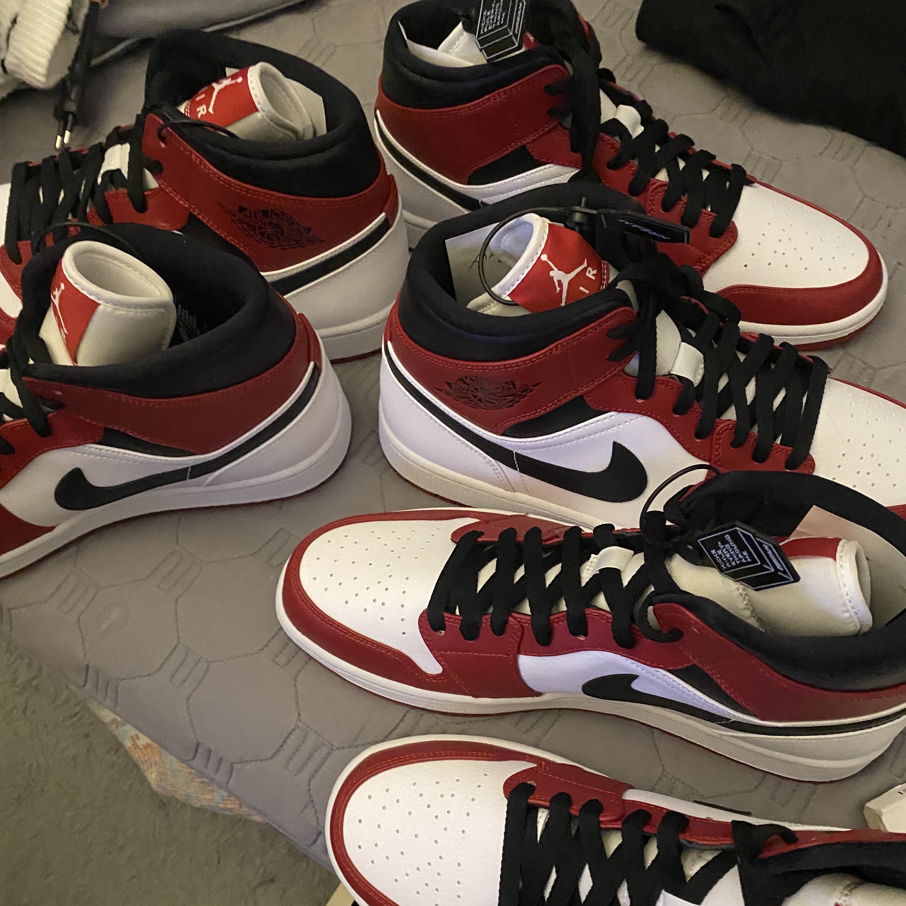Jordan 1 Mid Chicago 2020 착용 스타일