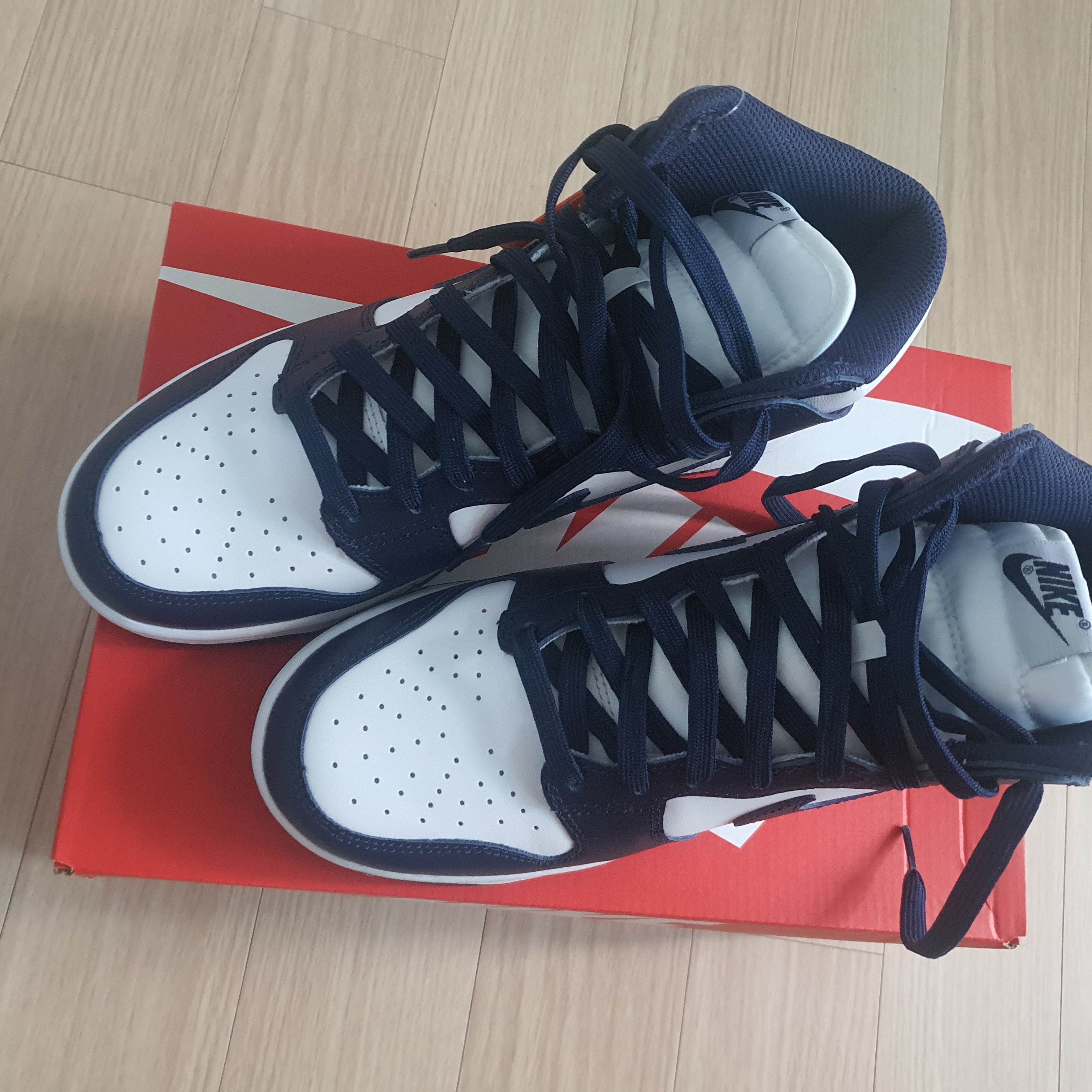 Nike Dunk High Retro Championship Navy 착용 스타일 - 3