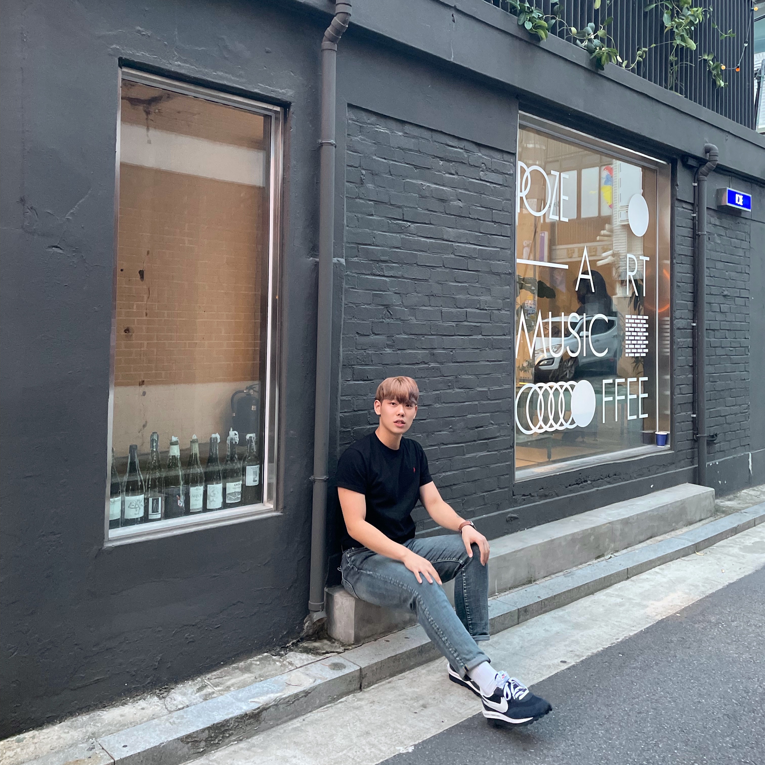 Nike x Sacai x Fragment LDWaffle Blackened Blue 착용 스타일