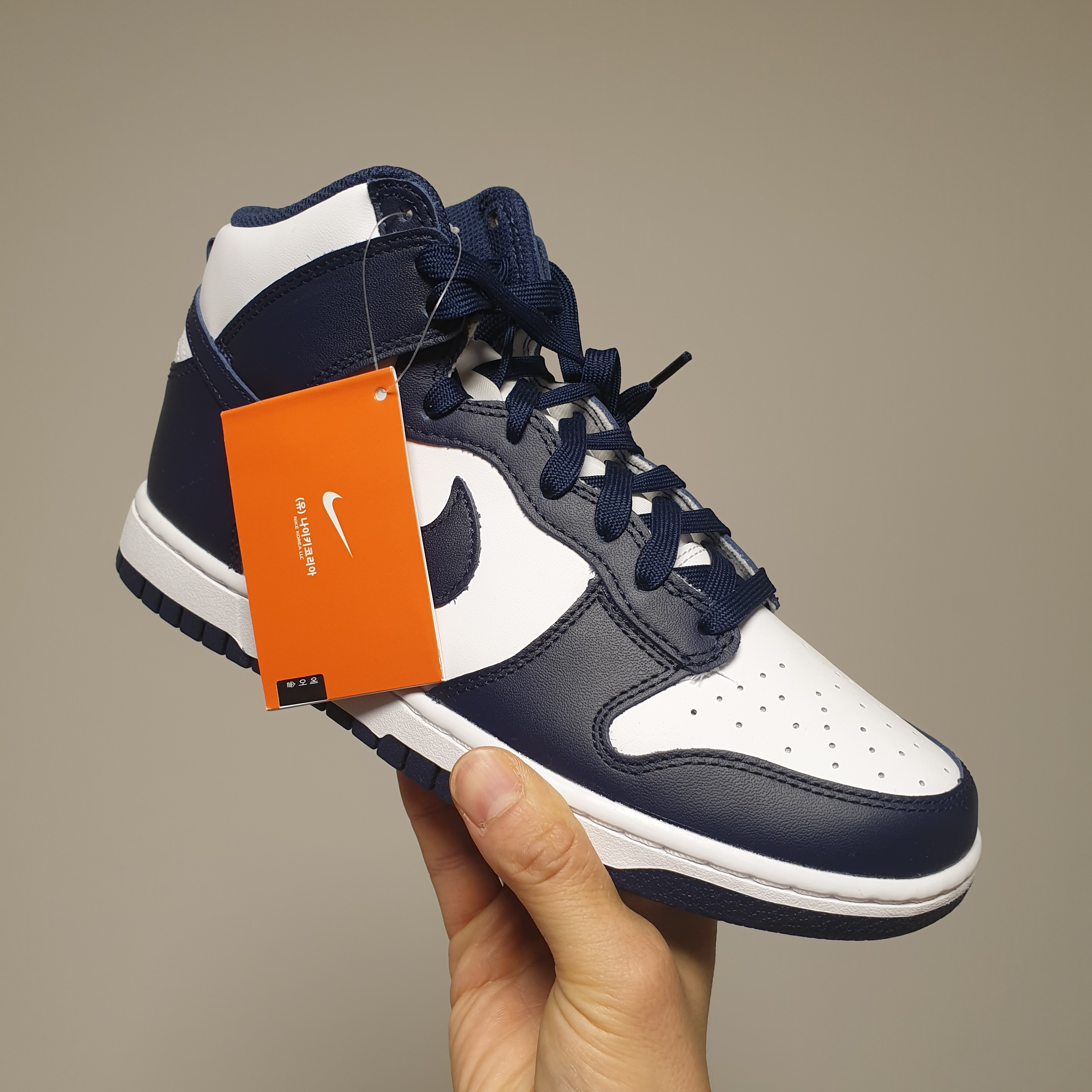 Nike Dunk High Retro Championship Navy 착용 스타일 - 1