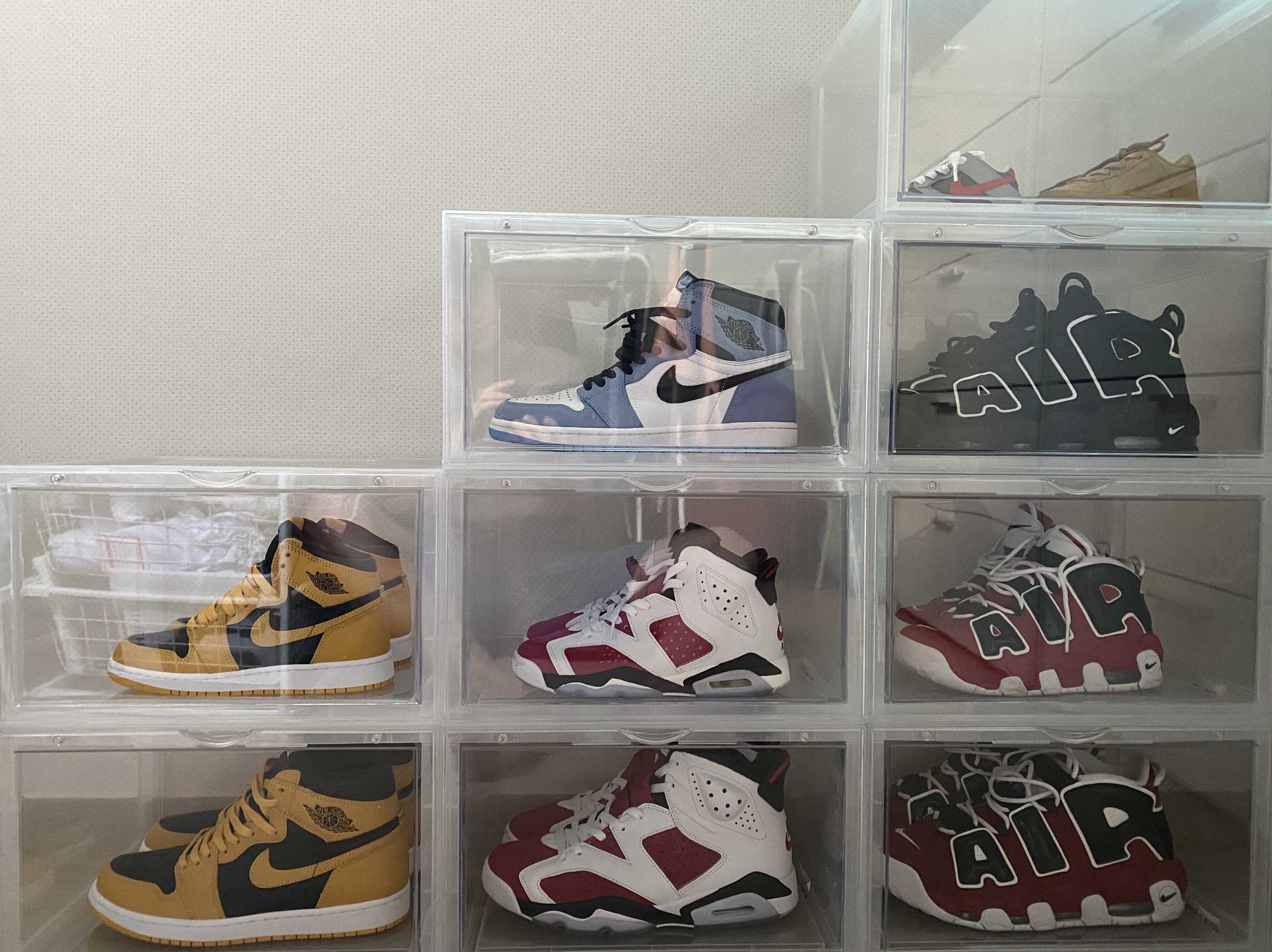 Jordan 1 Retro High OG Pollen, Jordan 1 Retro High OG University Blue 착용 스타일