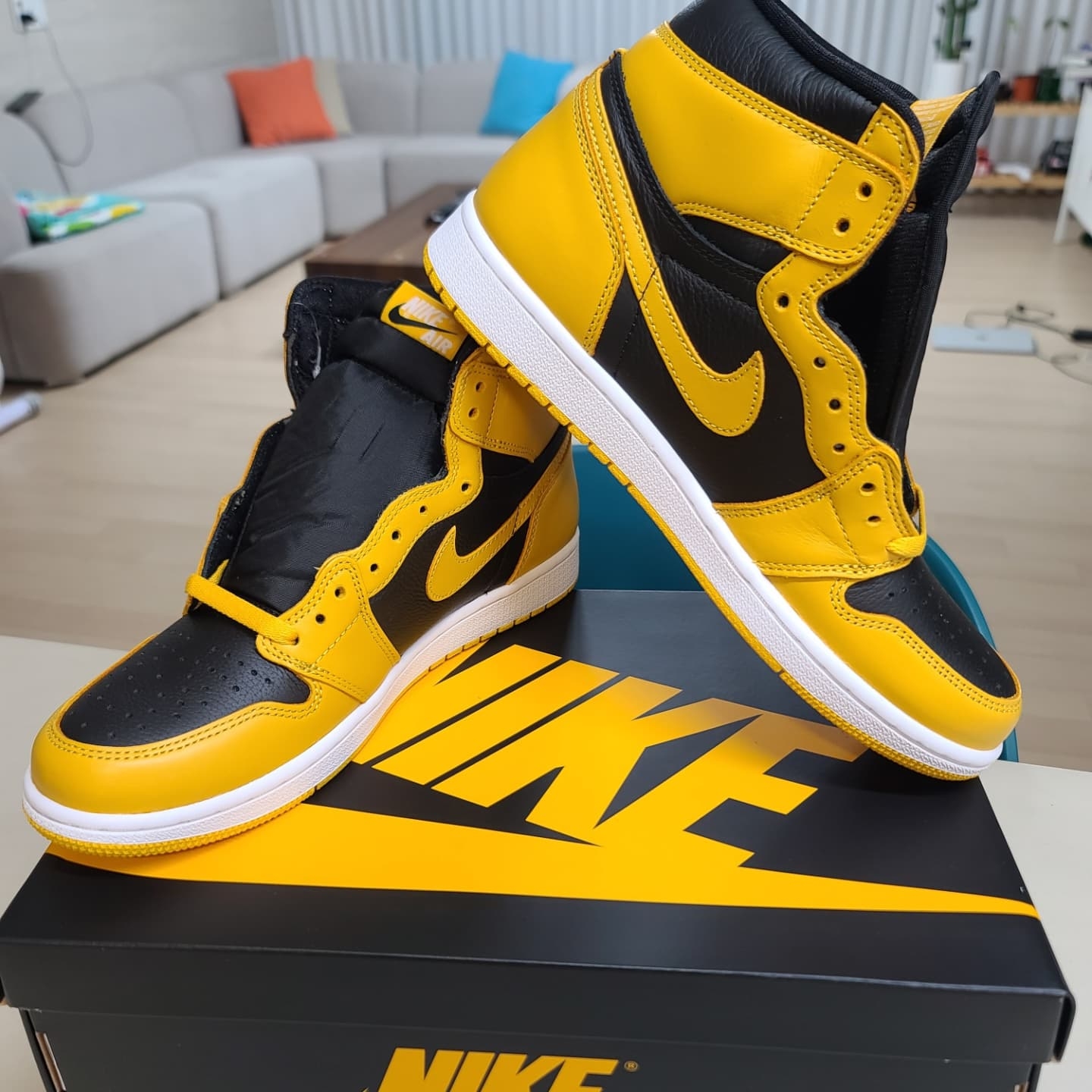 Jordan 1 Retro High OG Pollen 착용 스타일 - 2