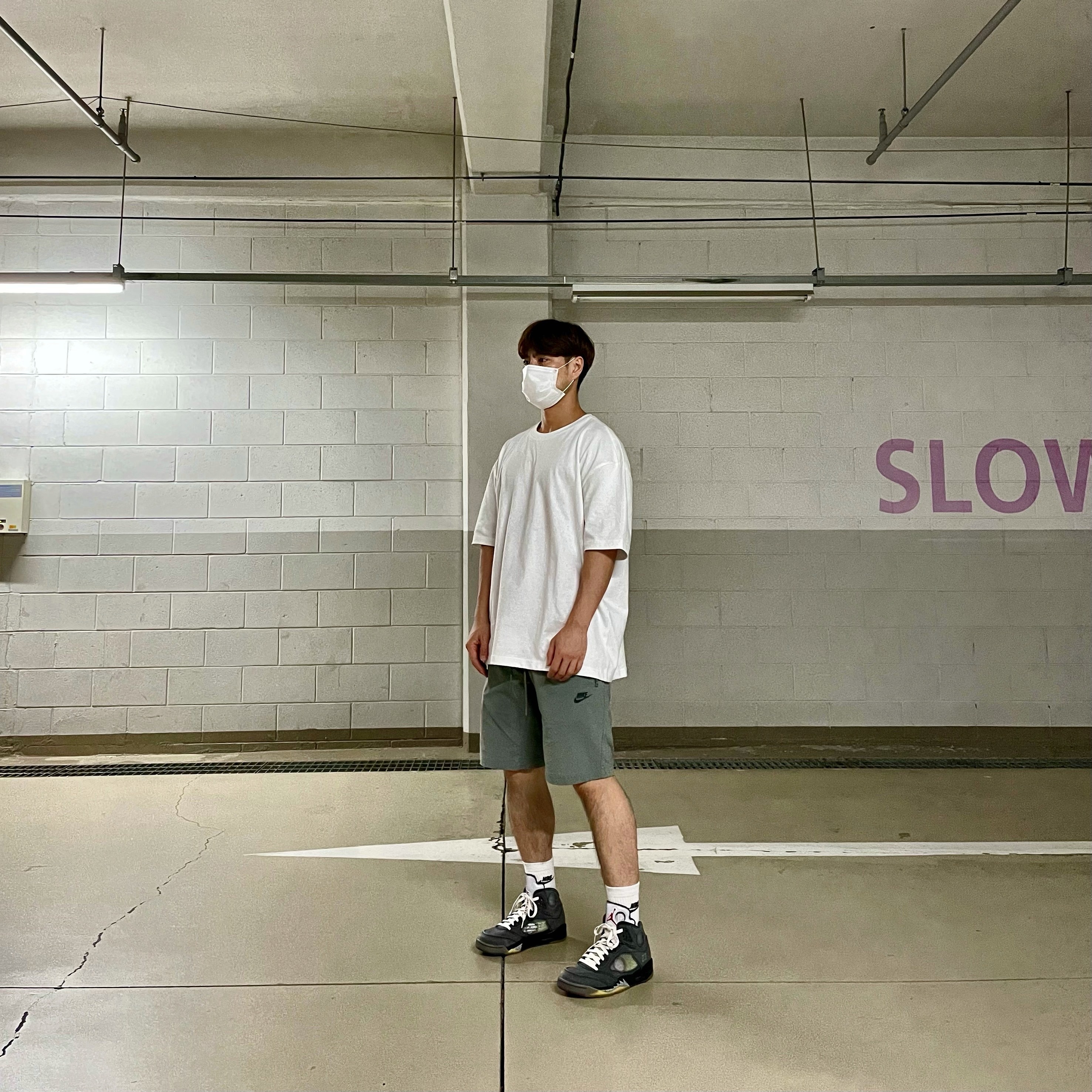 Jordan 5 x Off-White Retro SP Black Muslin 착용 스타일