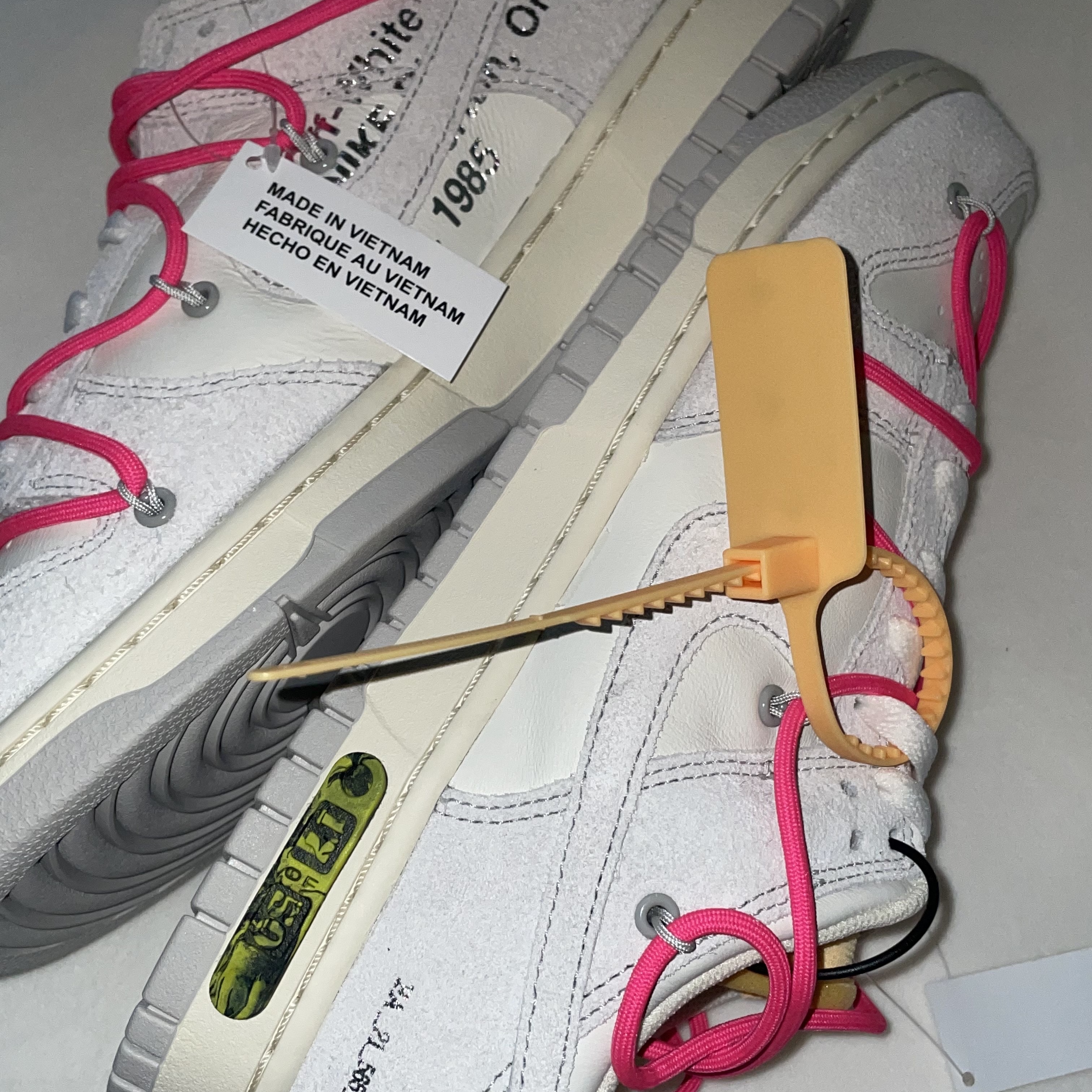Nike x Off-White Dunk Low The 50 - Lot 17 착용 스타일 - 1