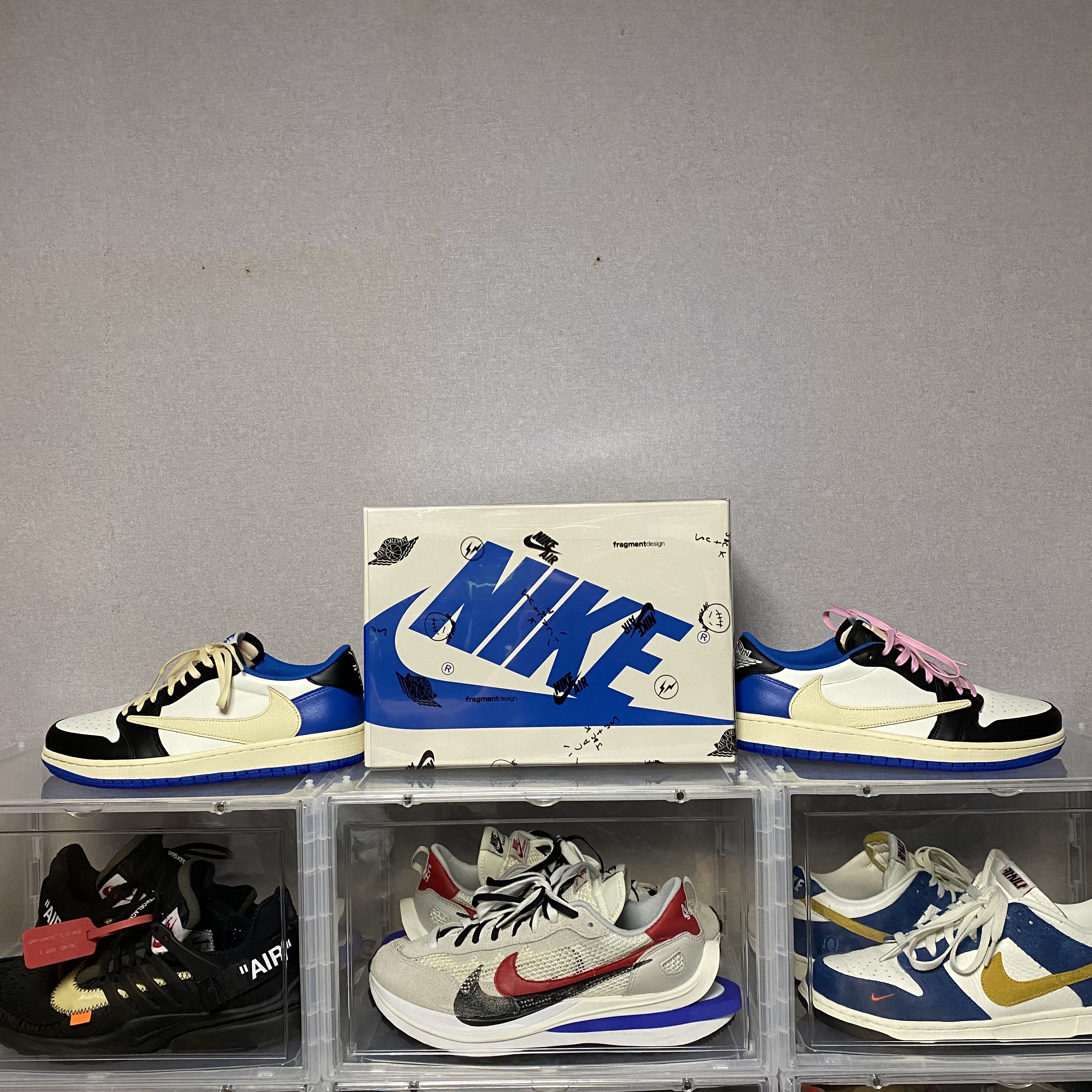 Jordan 1 x Travis Scott x Fragment Retro Low OG SP Military Blue, Nike x Off-White Air Presto Black 착용 스타일